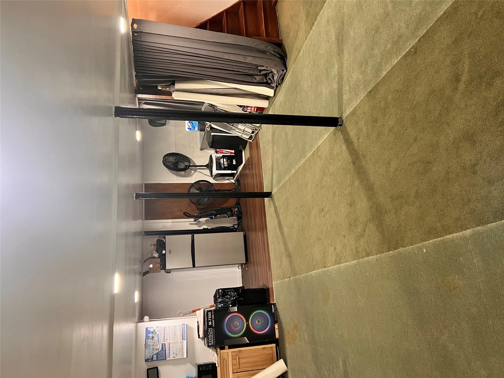 200-21 Hollis Avenue, Saint Albans, NY 11412