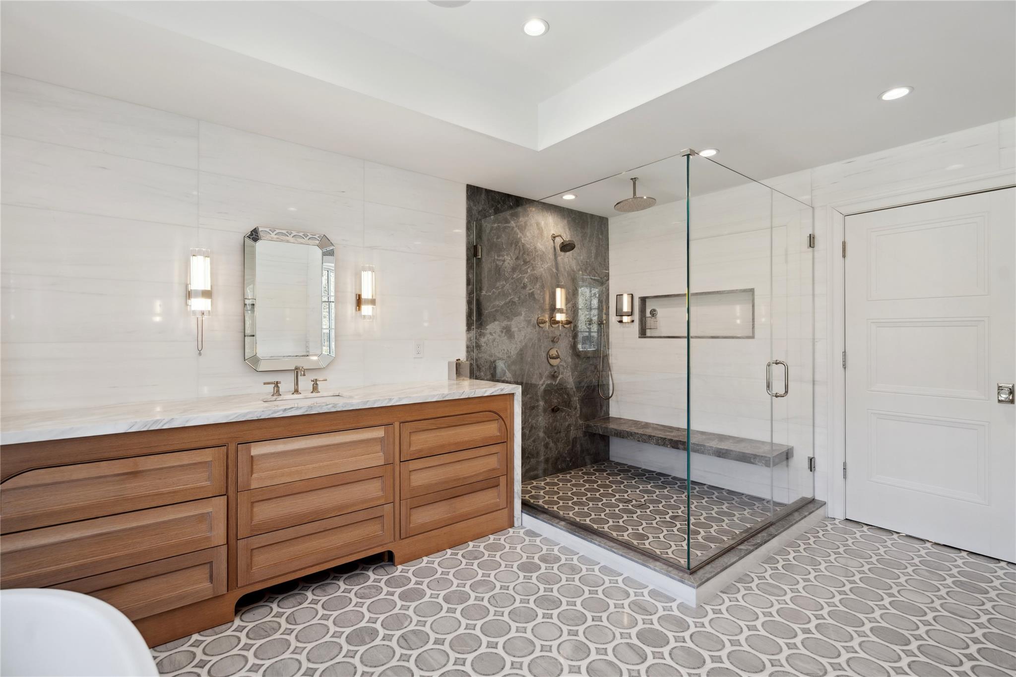 25 Longridge Lane, Old Brookville, NY 11545