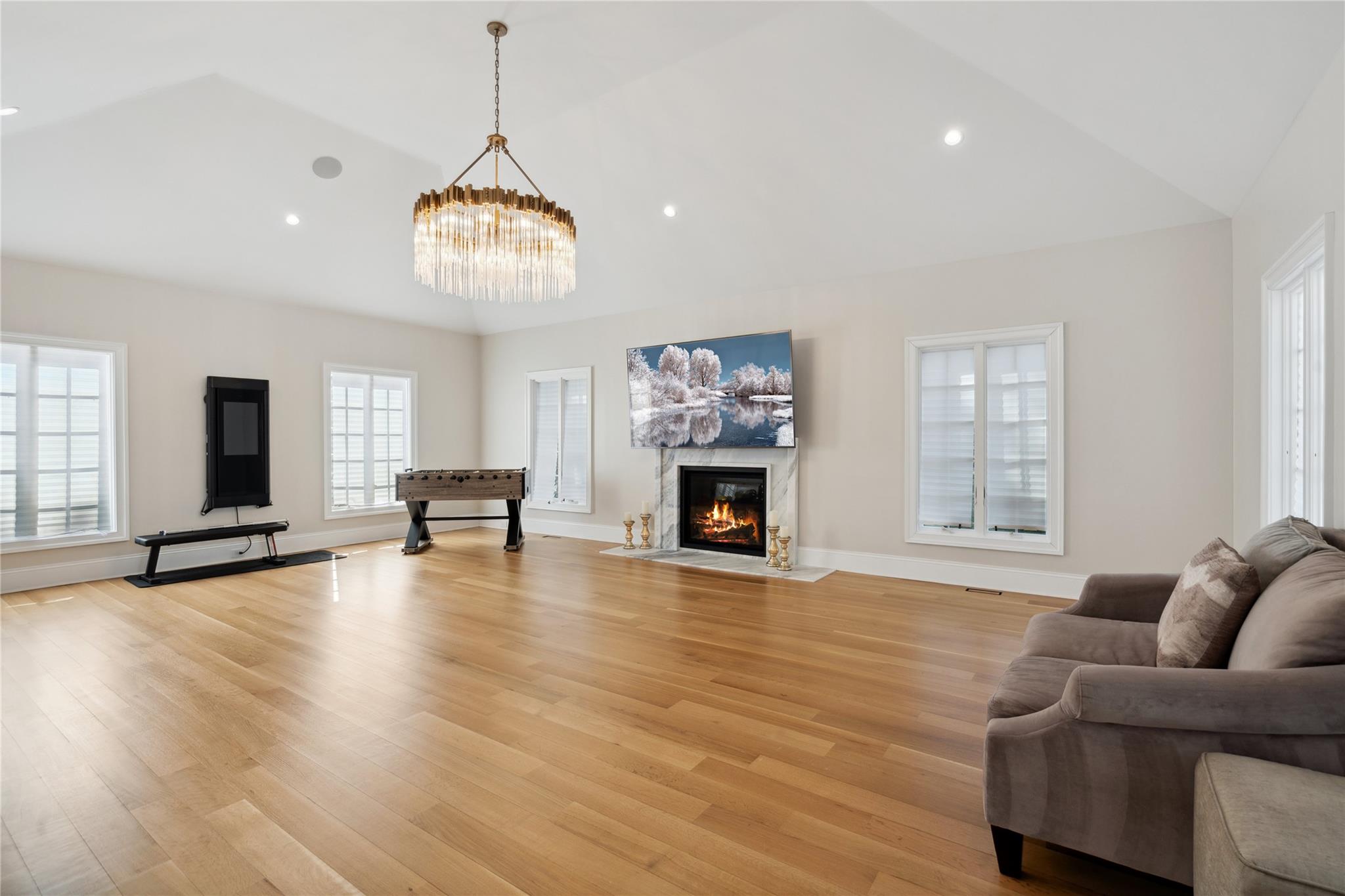 25 Longridge Lane, Old Brookville, NY 11545