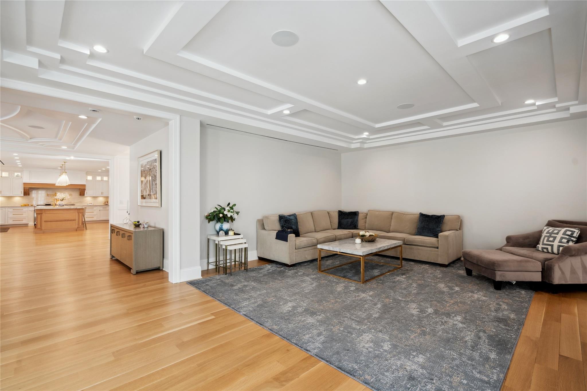 25 Longridge Lane, Old Brookville, NY 11545