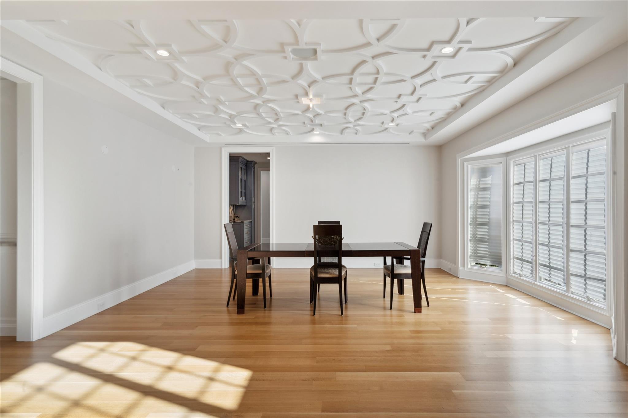 25 Longridge Lane, Old Brookville, NY 11545