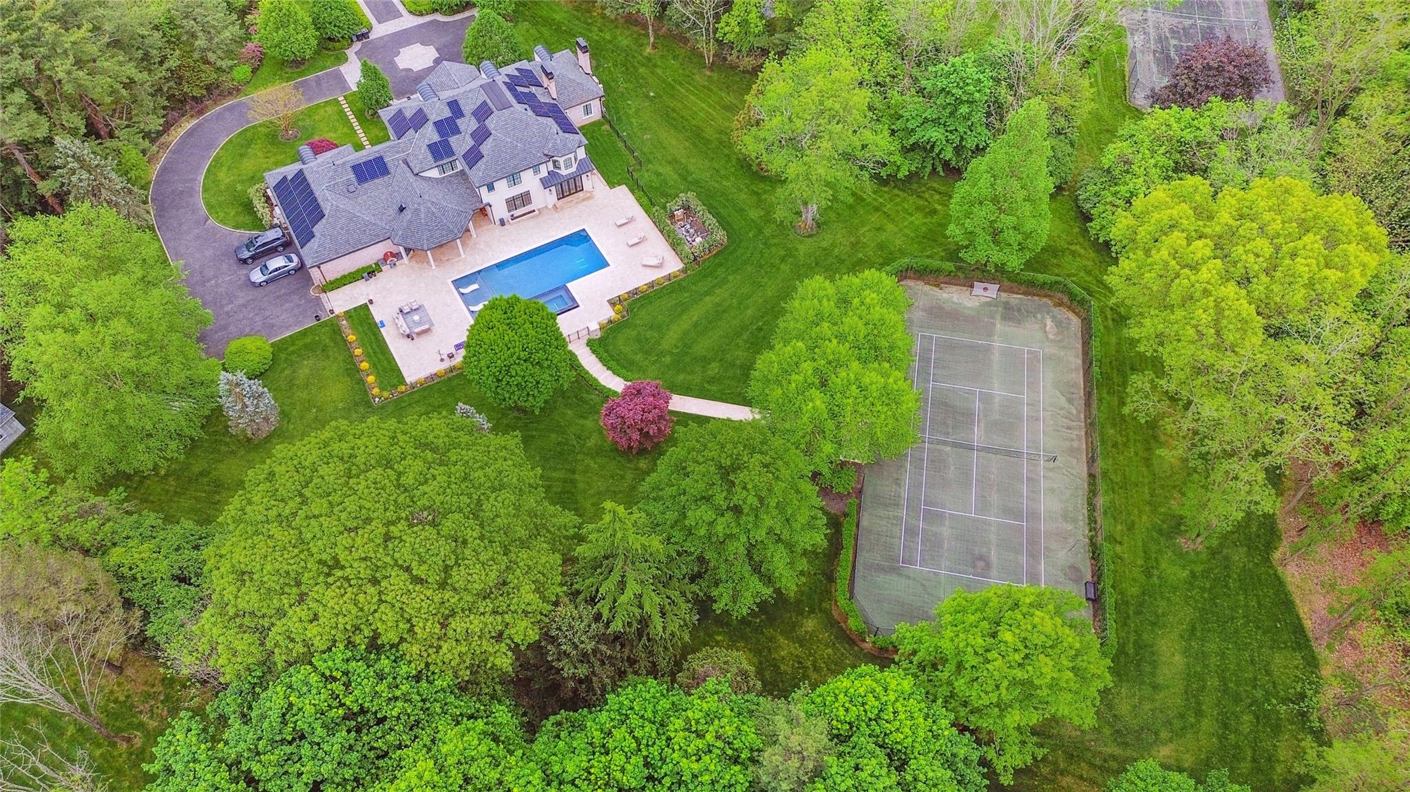 25 Longridge Lane, Old Brookville, NY 11545