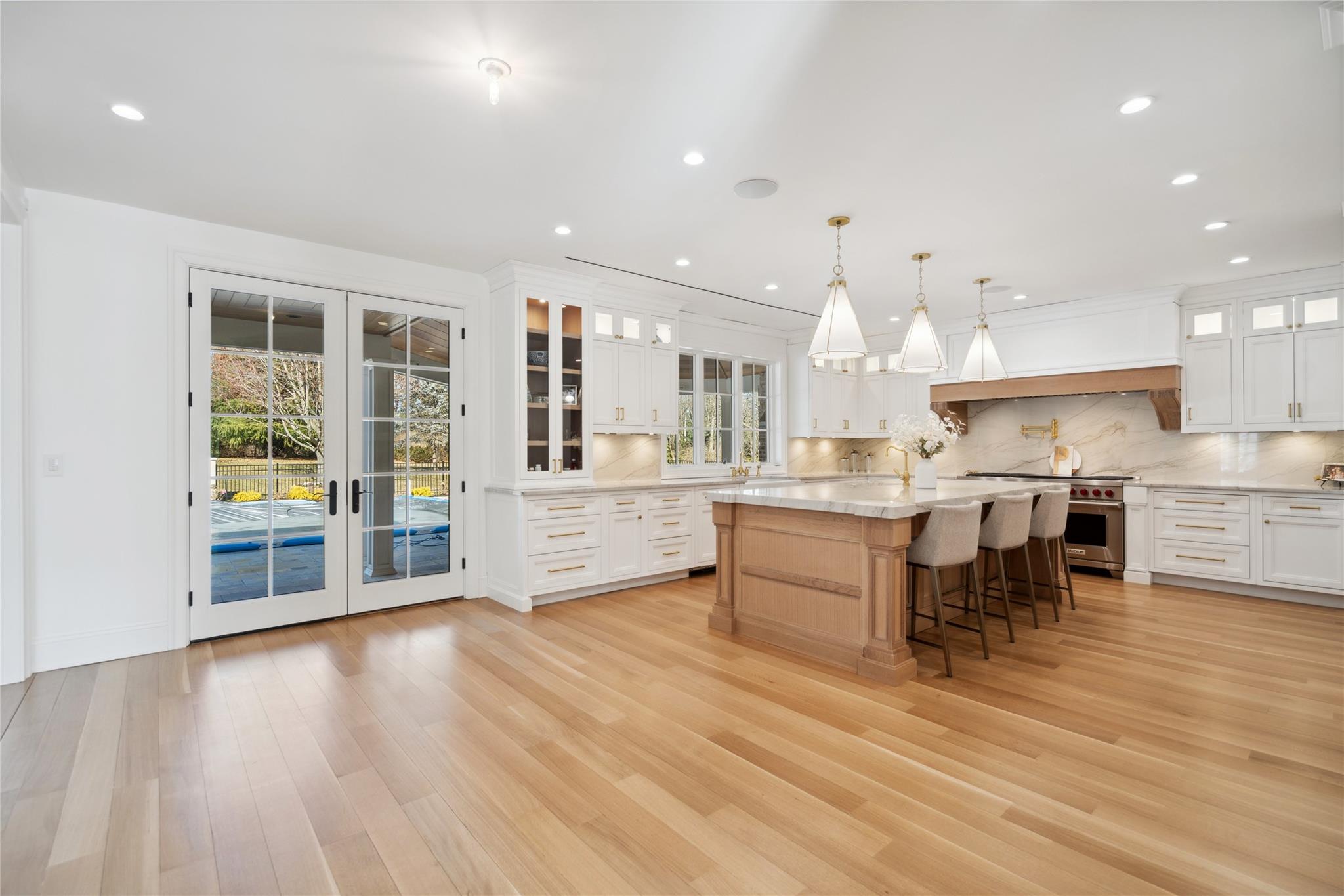 25 Longridge Lane, Old Brookville, NY 11545