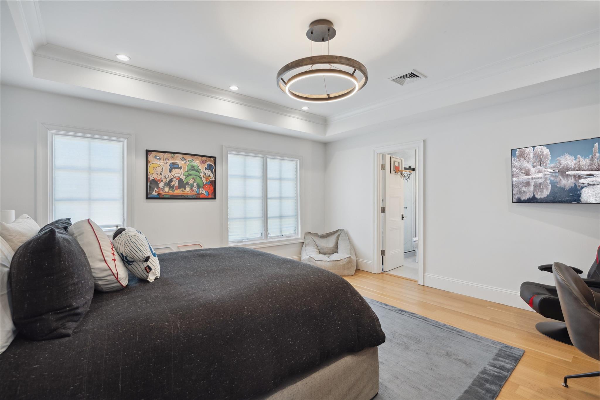 25 Longridge Lane, Old Brookville, NY 11545