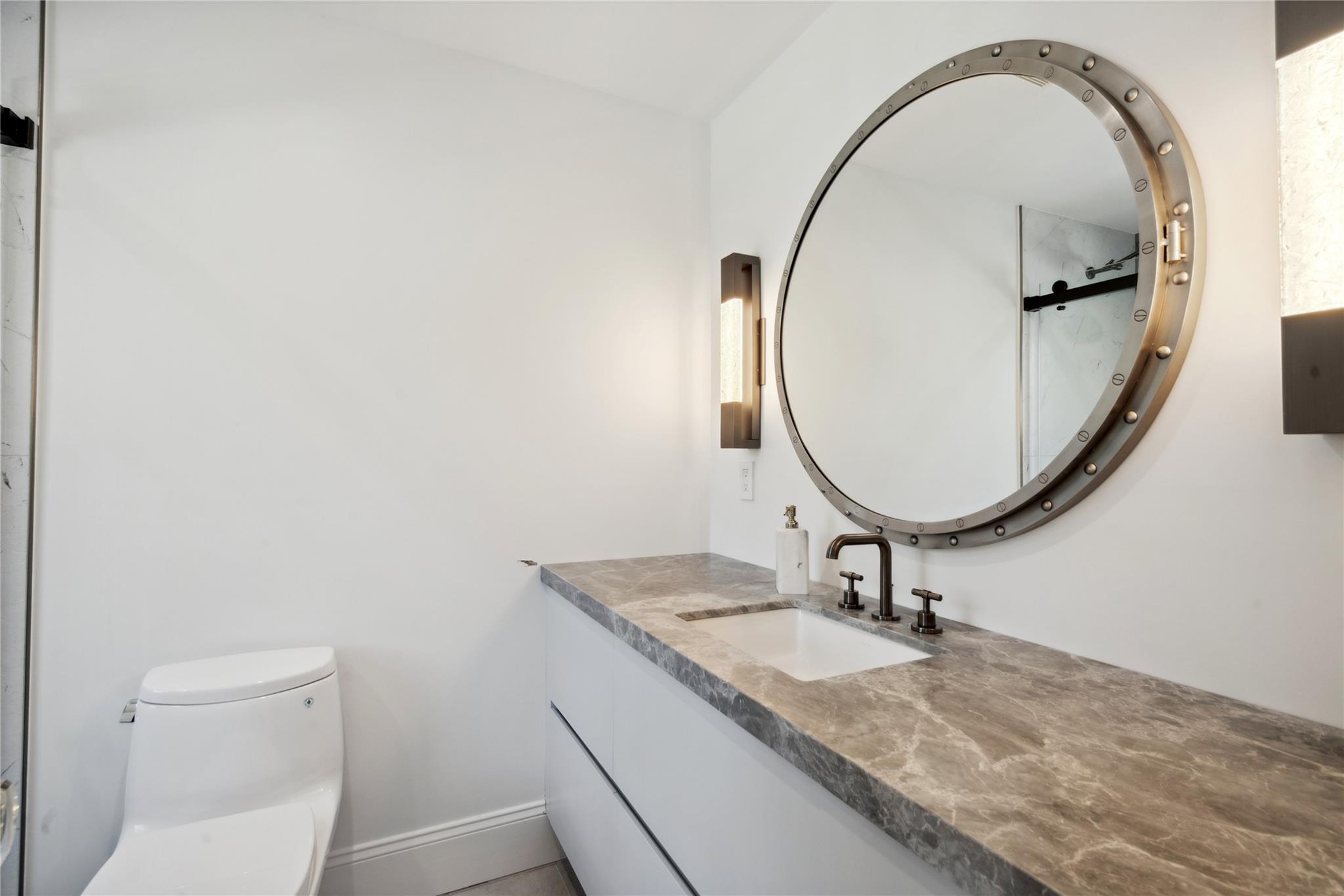 25 Longridge Lane, Old Brookville, NY 11545