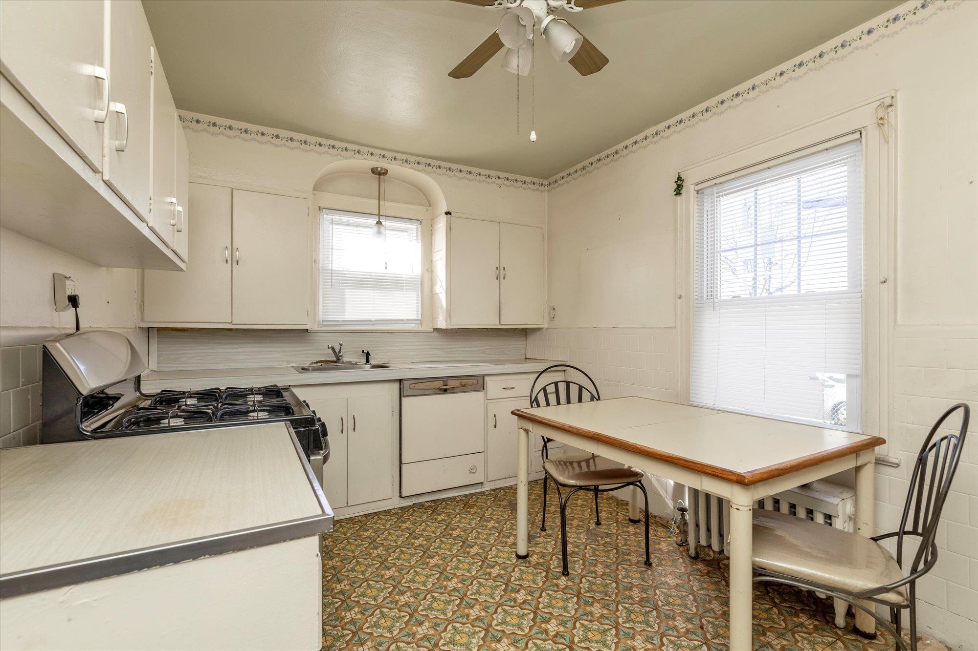 14 Russell Street, North Baldwin, NY 11510