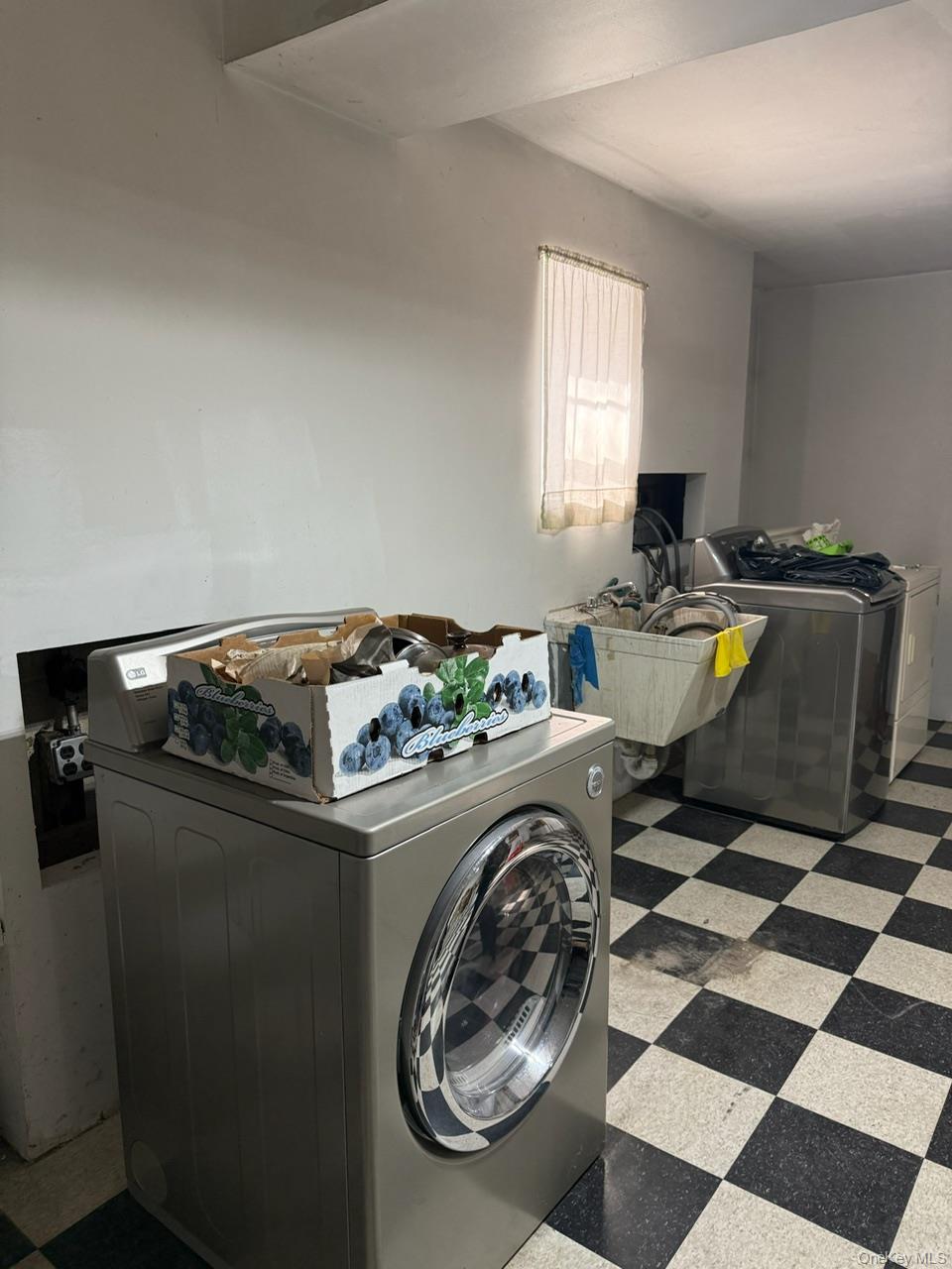 94 Patmore Avenue, Yonkers, NY 10710