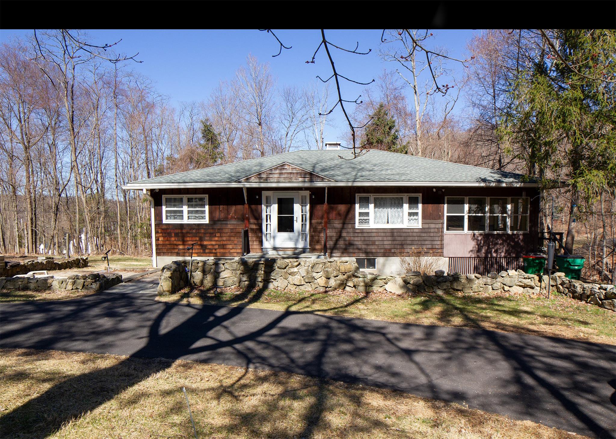 101 Woodmont Road, Hopewell Junction, NY 12533
