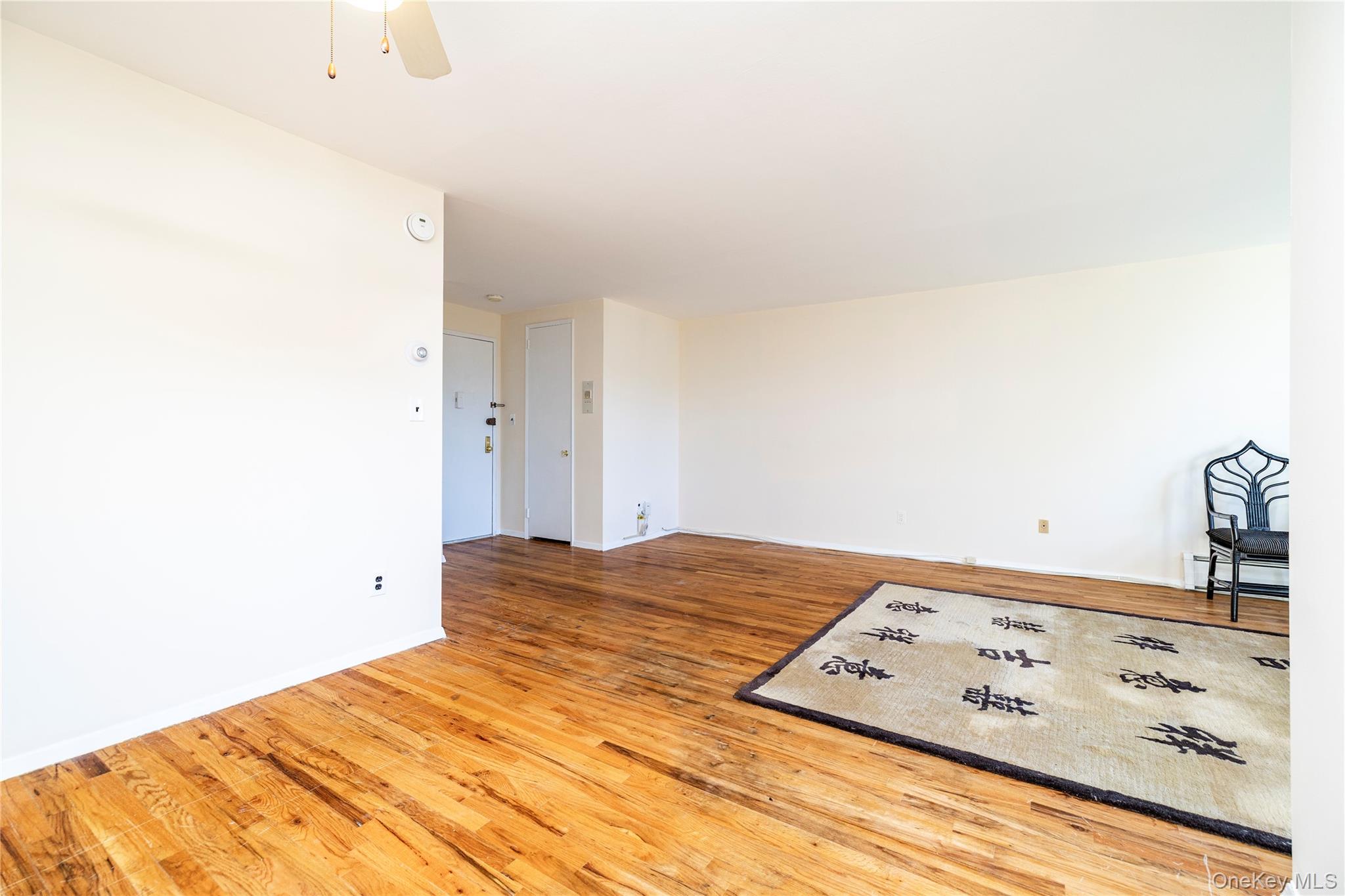 75 Noble Street # 219, Lynbrook, NY 11563