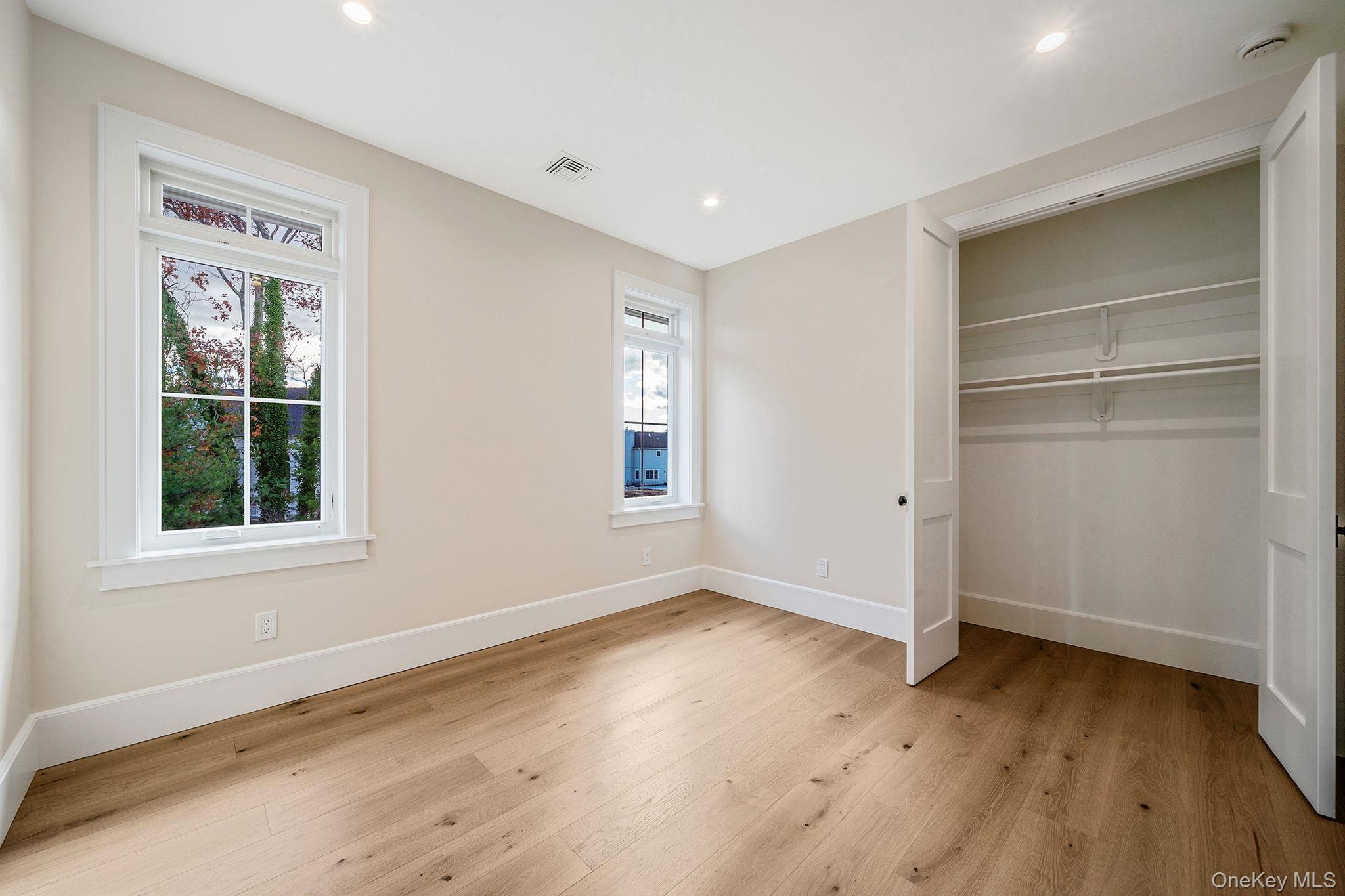 4 Blackwell Court, Nesconset, NY 11767