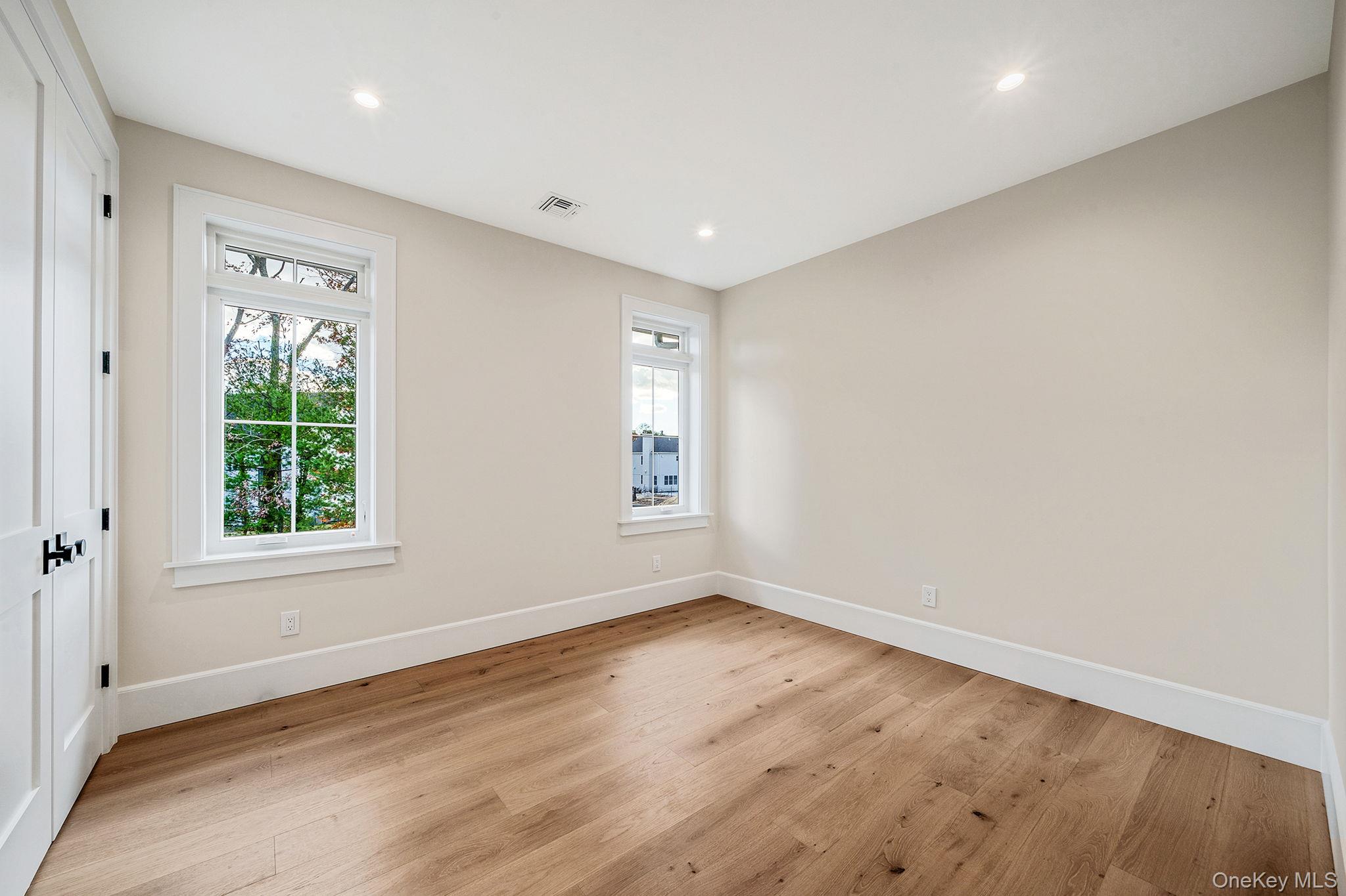 4 Blackwell Court, Nesconset, NY 11767