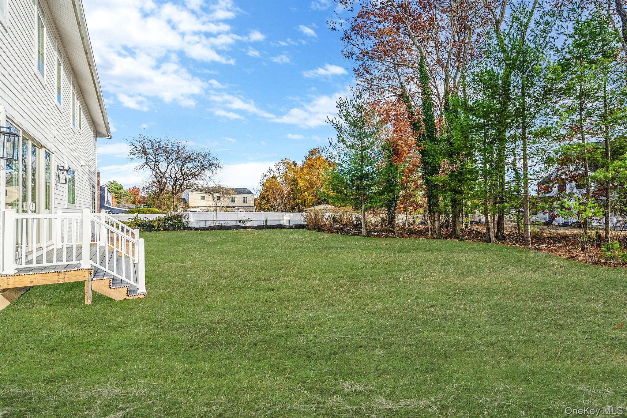 4 Blackwell Court, Nesconset, NY 11767