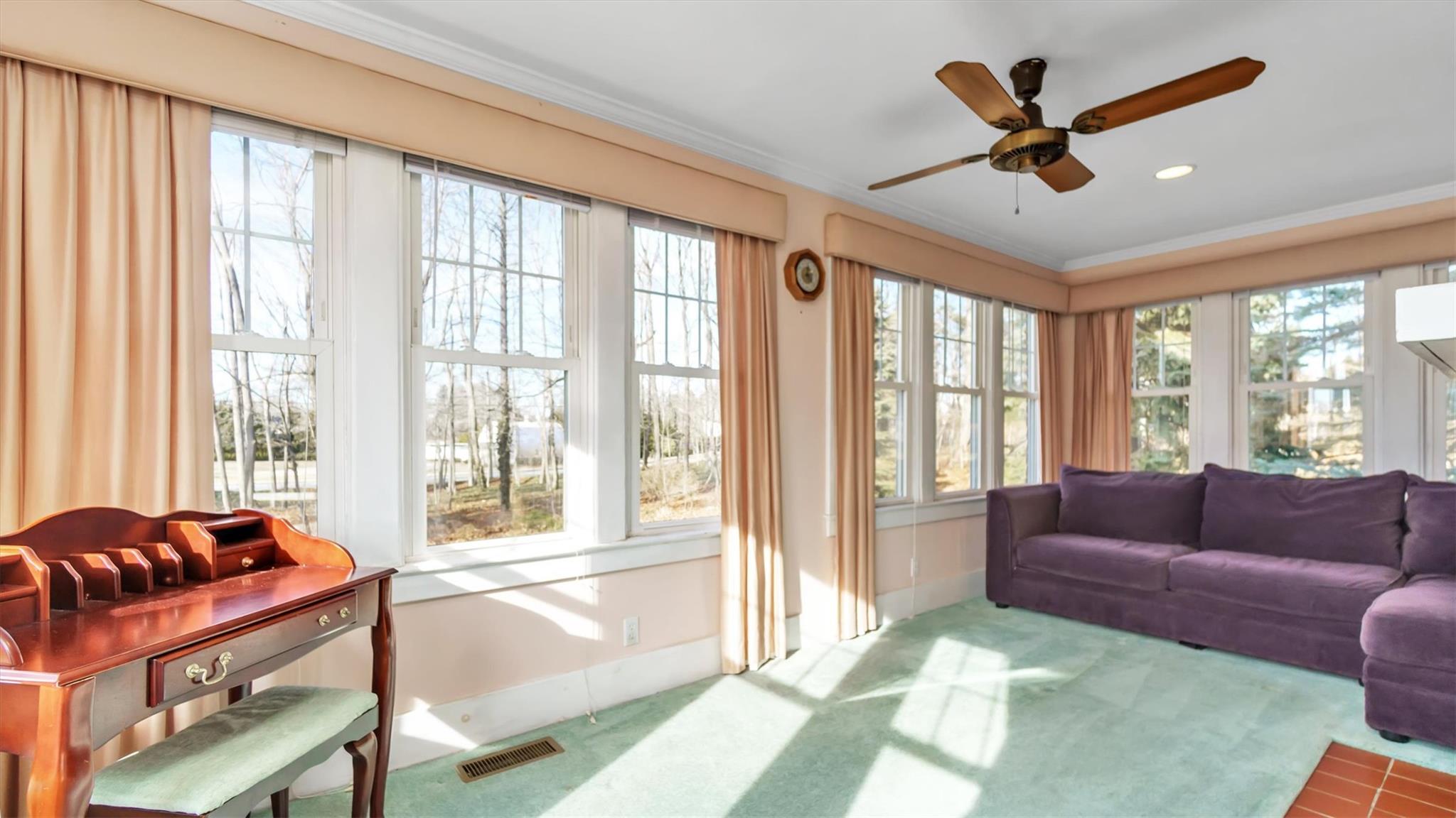 280 Wickham Avenue, Mattituck, NY 11952