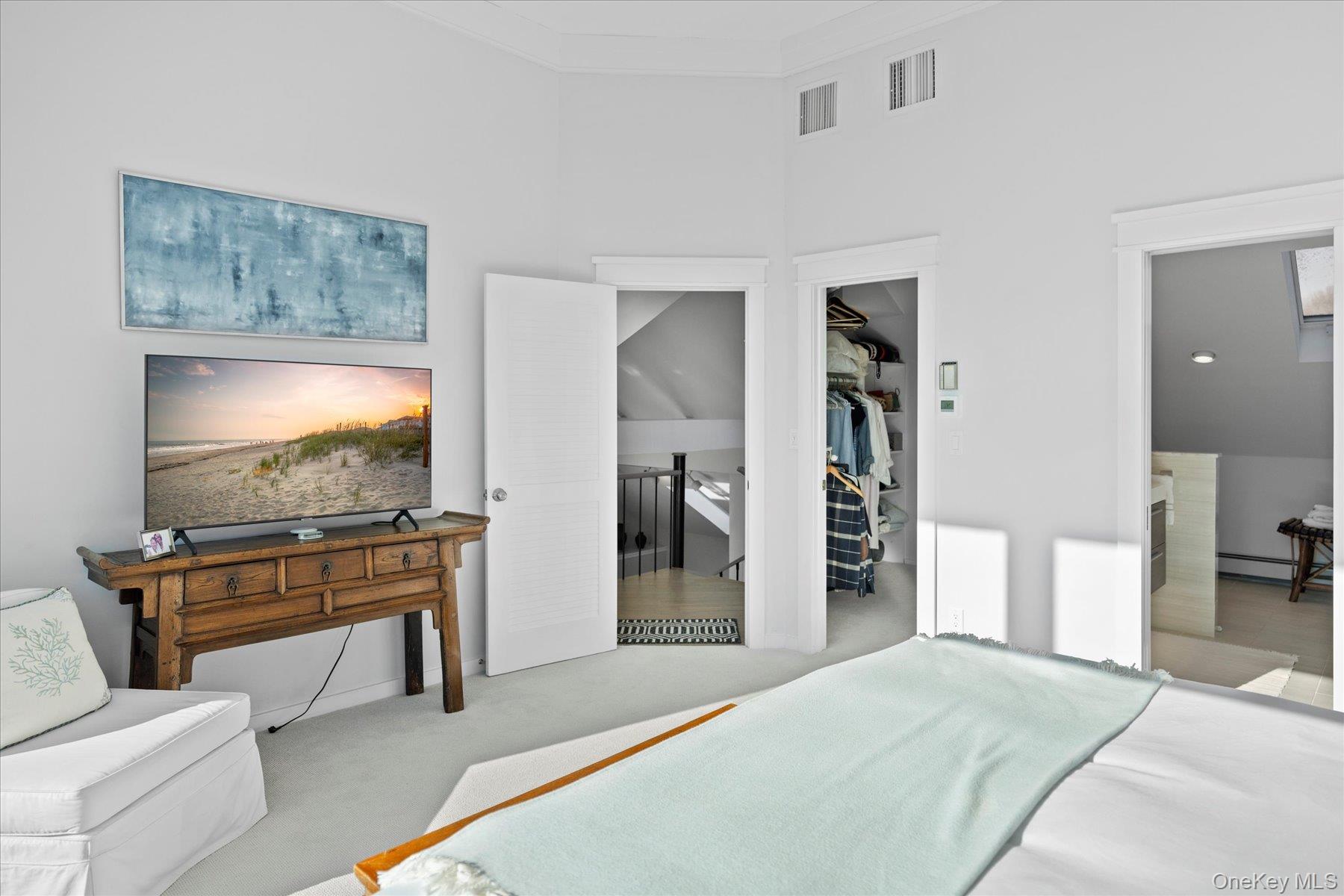 61 Seabreeze Lane, Amagansett, NY 11930