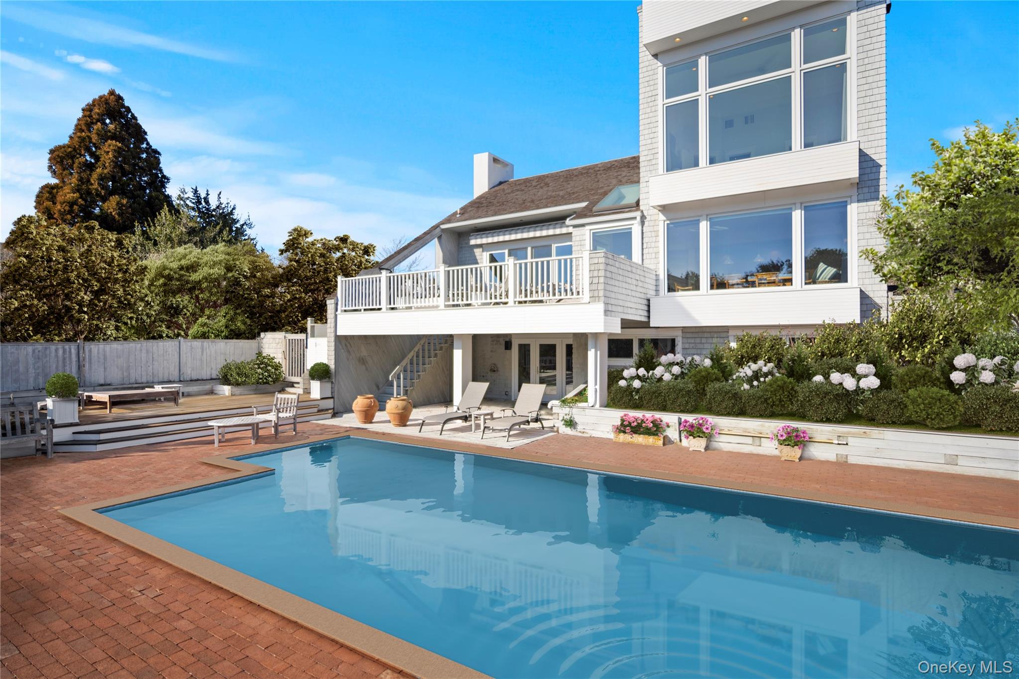 61 Seabreeze Lane, Amagansett, NY 11930