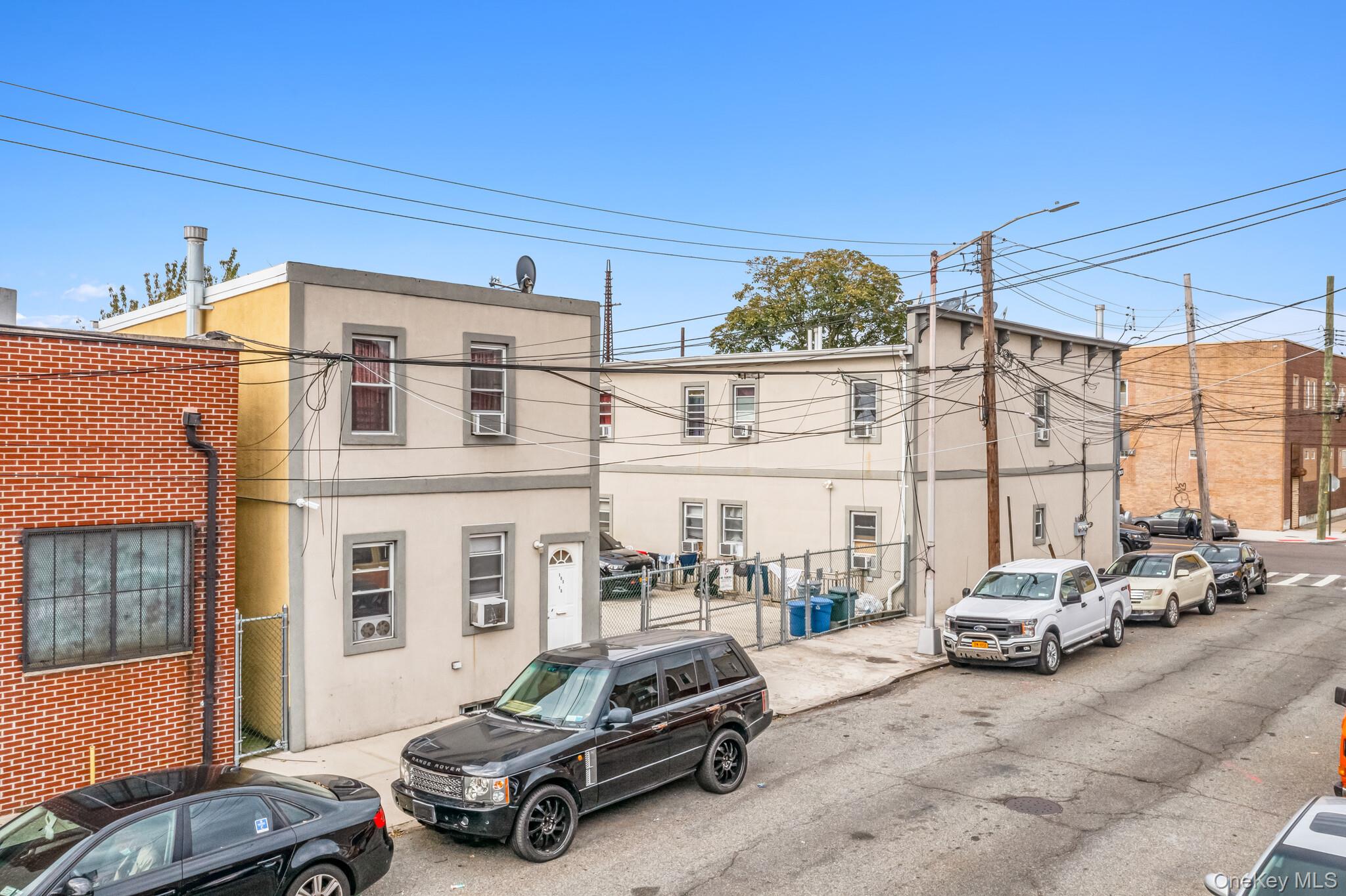 100-08 103rd av, Ozone Park, NY 11417