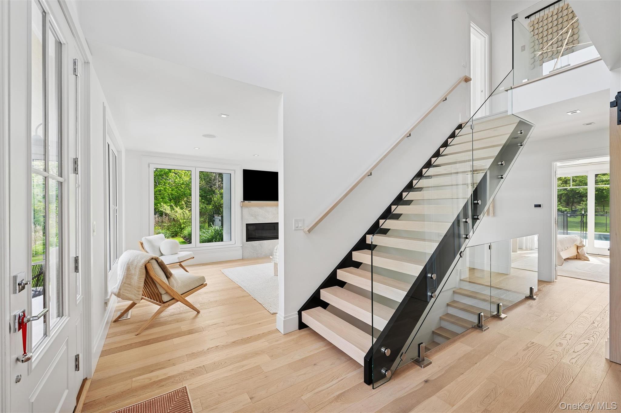 28 Canoe Place Road, Hampton Bays, NY 11946