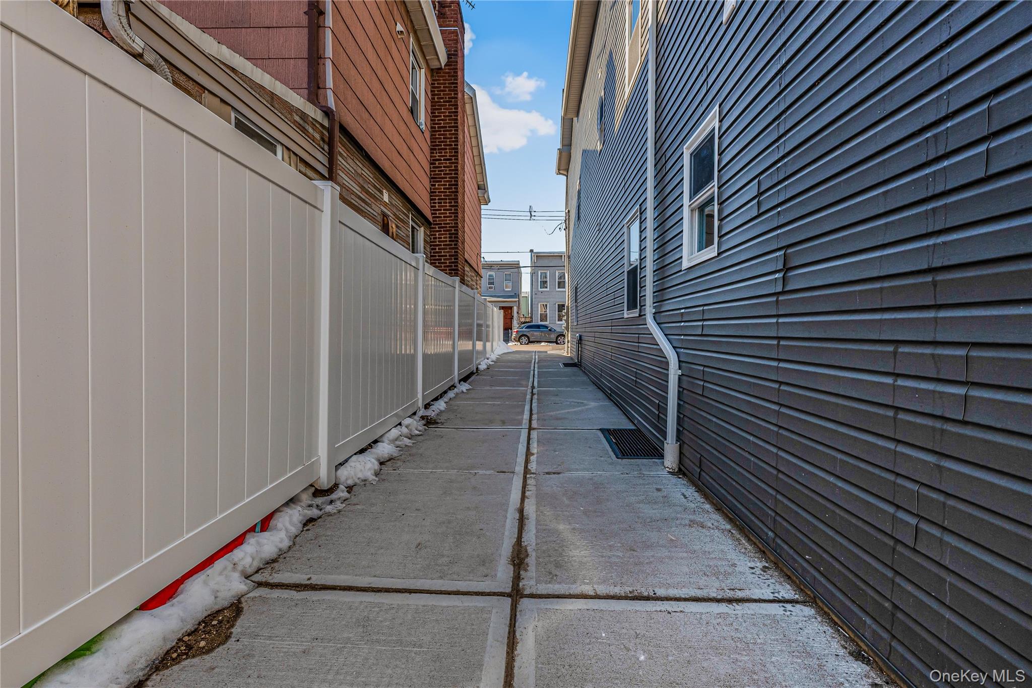 9521 89th st, Ozone Park, NY 11416