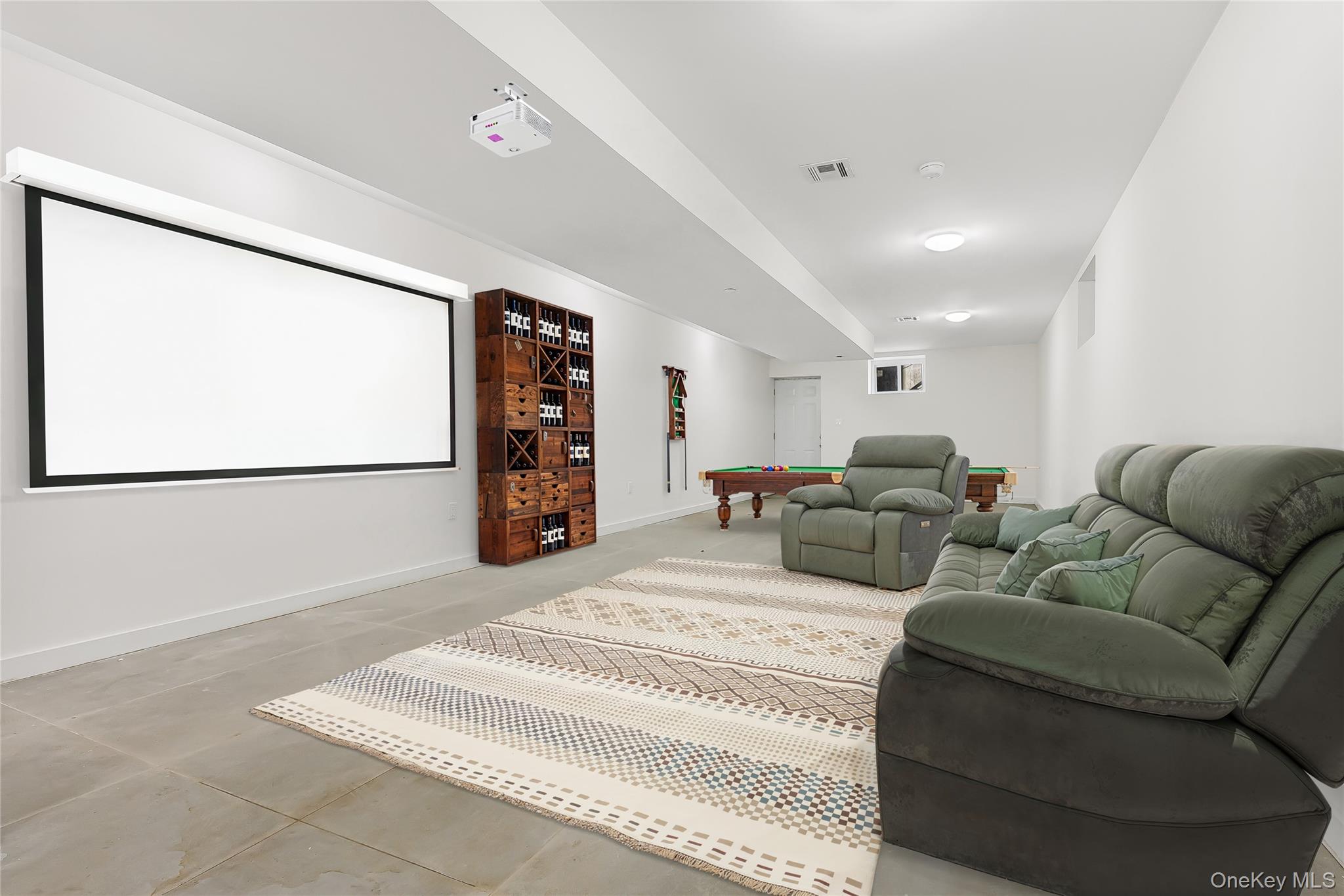 9521 89th st, Ozone Park, NY 11416