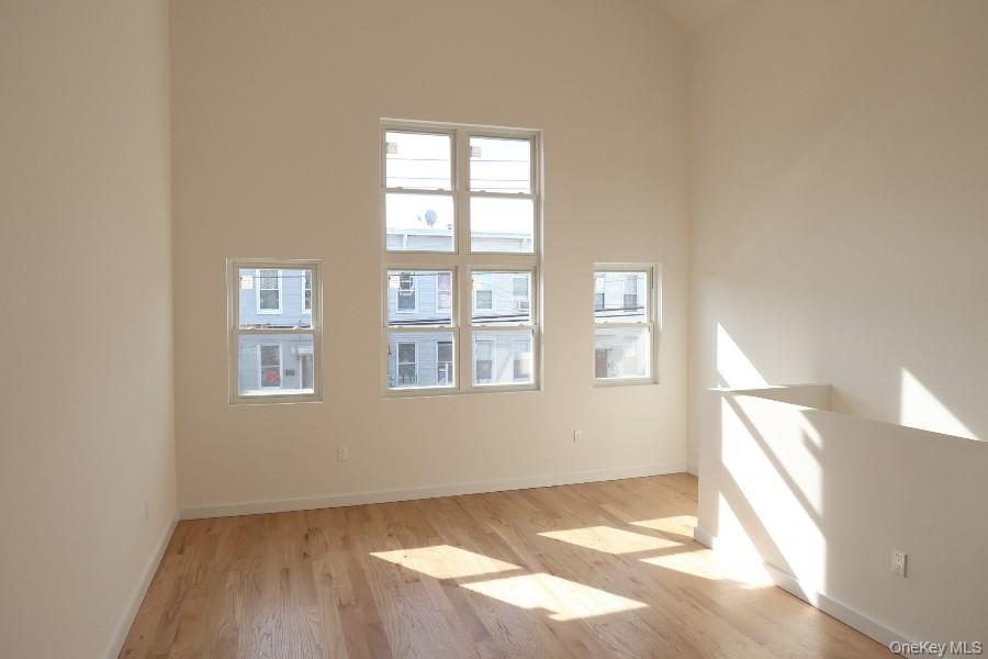 9521 89th st, Ozone Park, NY 11416