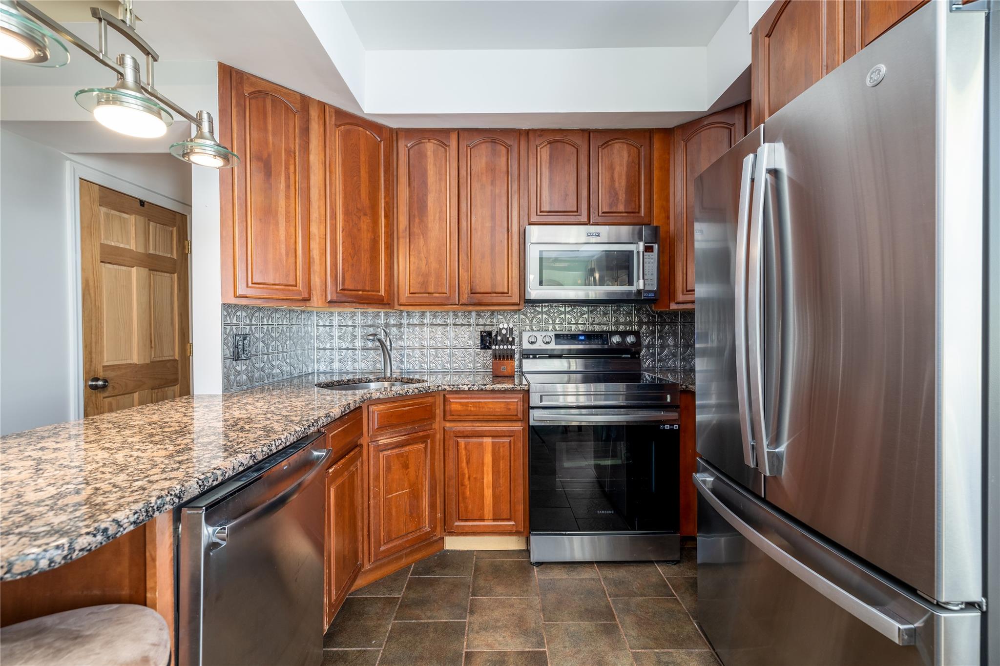 4041 Jean Avenue, Bethpage, NY 11714