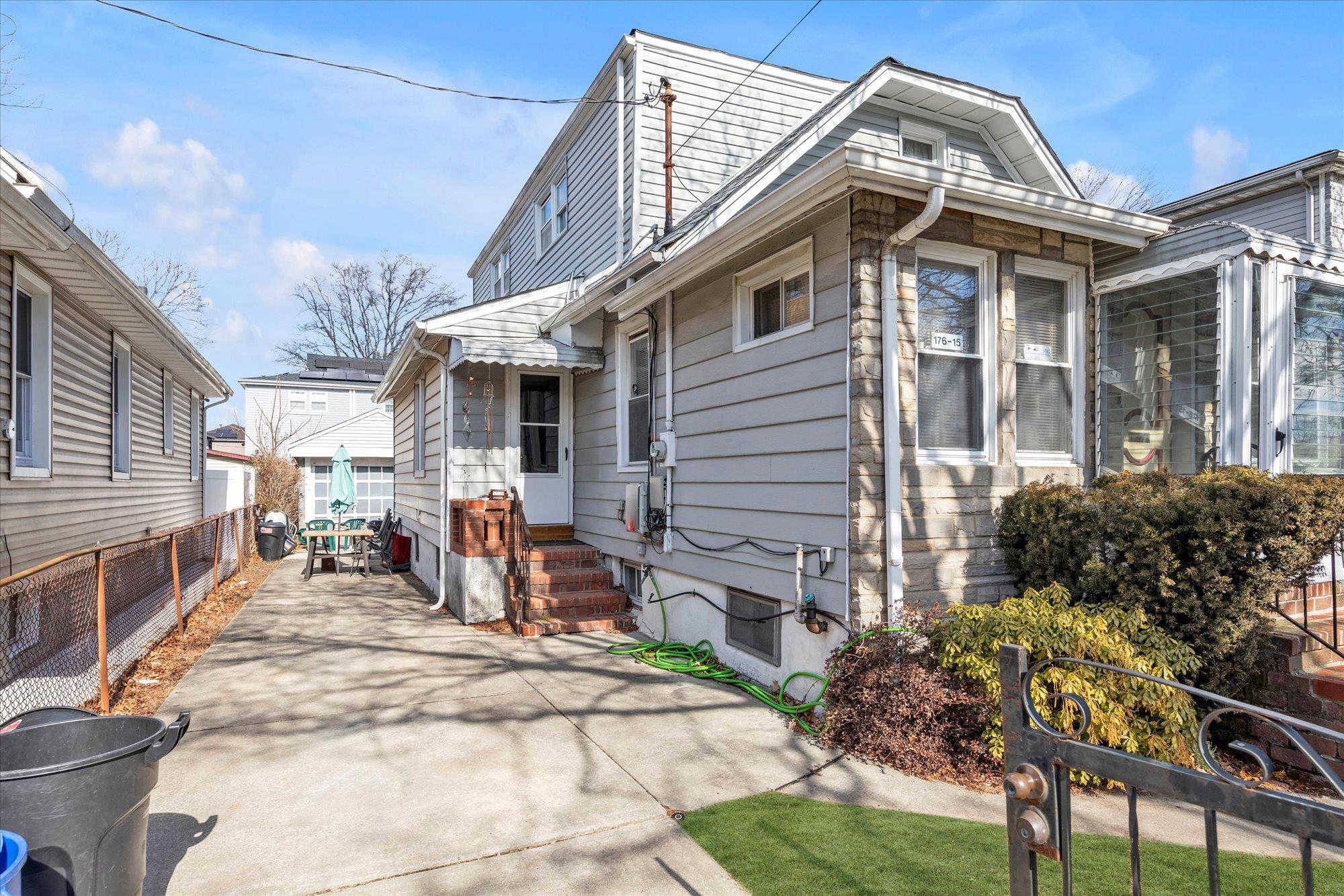 176-15 130 Avenue, Springfield Gardens, NY 11434