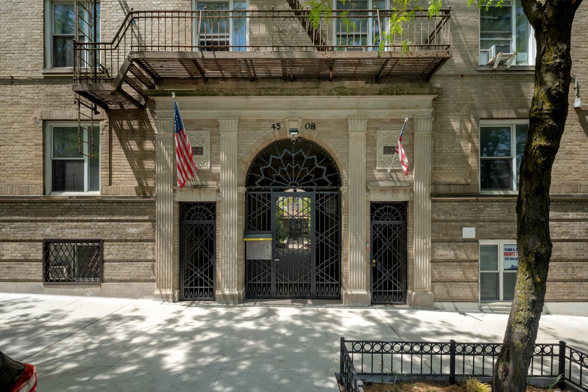 45-08 40 Street # F32, Sunnyside, NY 11104