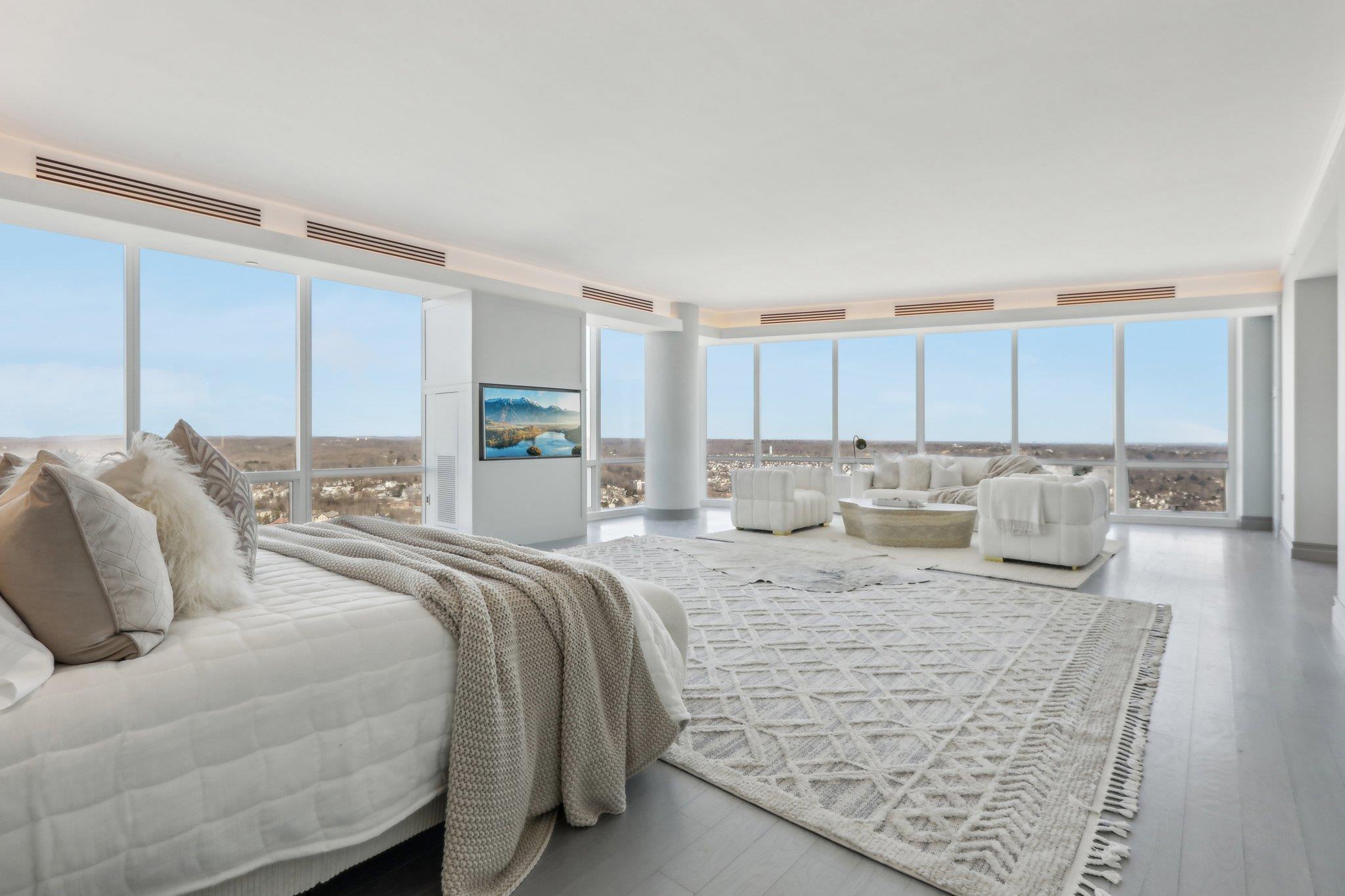 5 Renaissance Square # PH41 Ent. Floor, White Plains, NY 10601