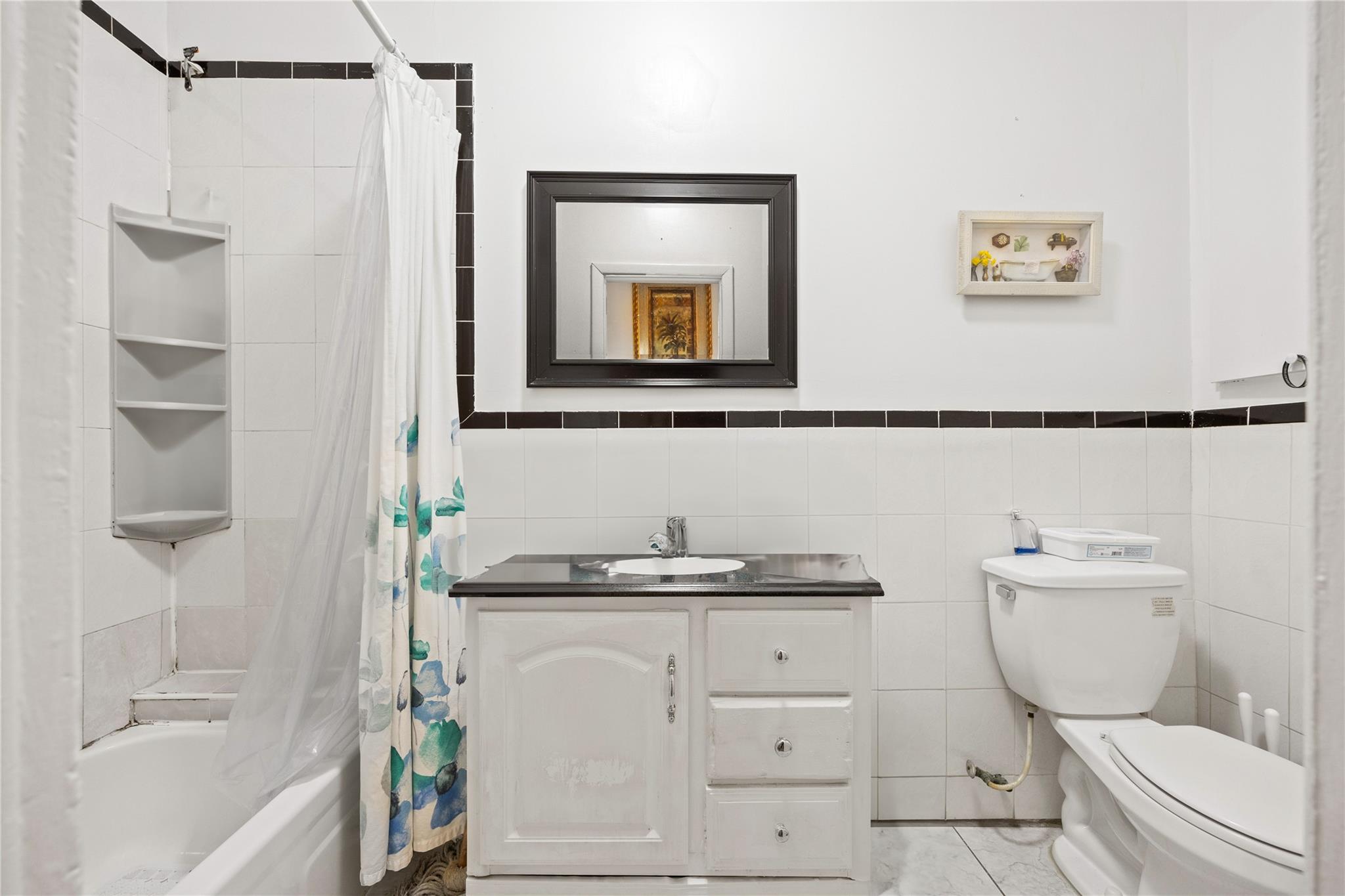 92-13 91st Avenue, Woodhaven, NY 11421