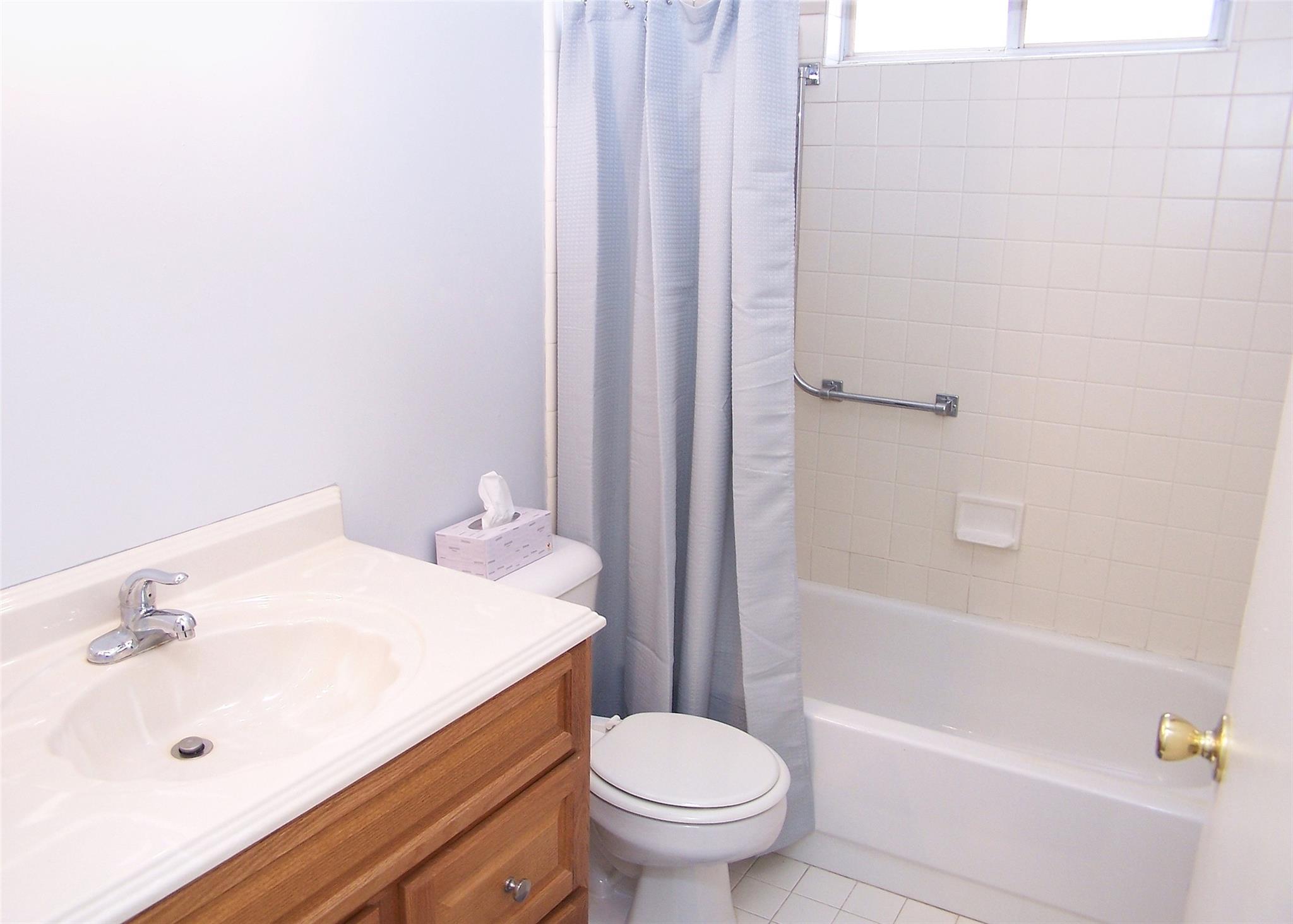 306 Kingston Court, Ridge, NY 11961