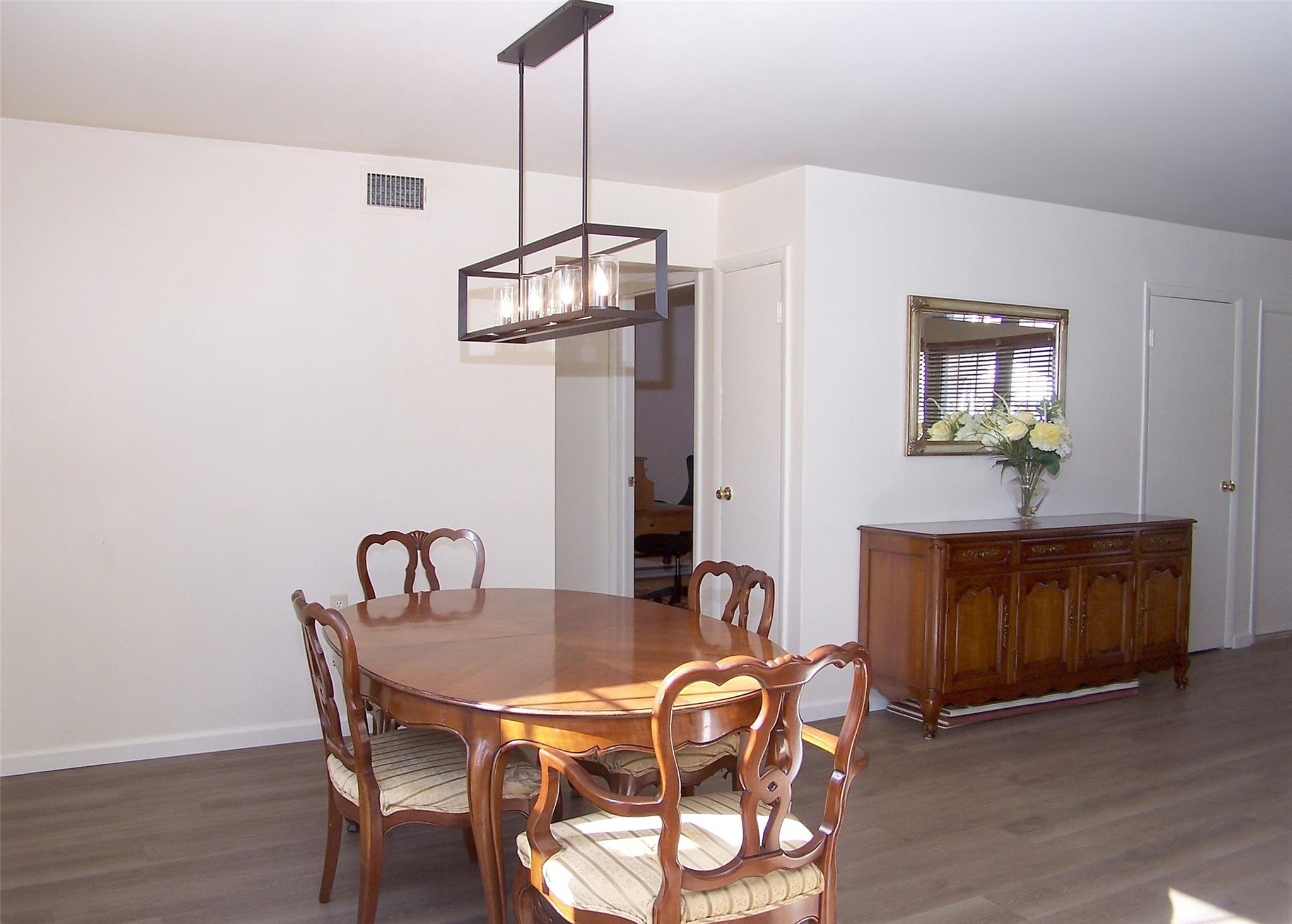 306 Kingston Court, Ridge, NY 11961