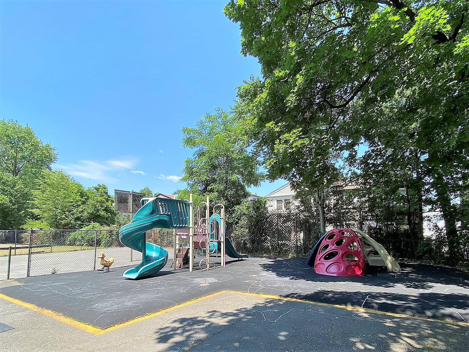 209-25 18 Avenue # 3C, Bayside, NY 11360