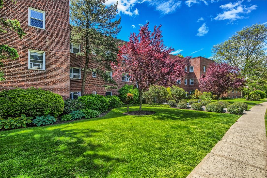450 Pelham Road # 2C, New Rochelle, NY 10805