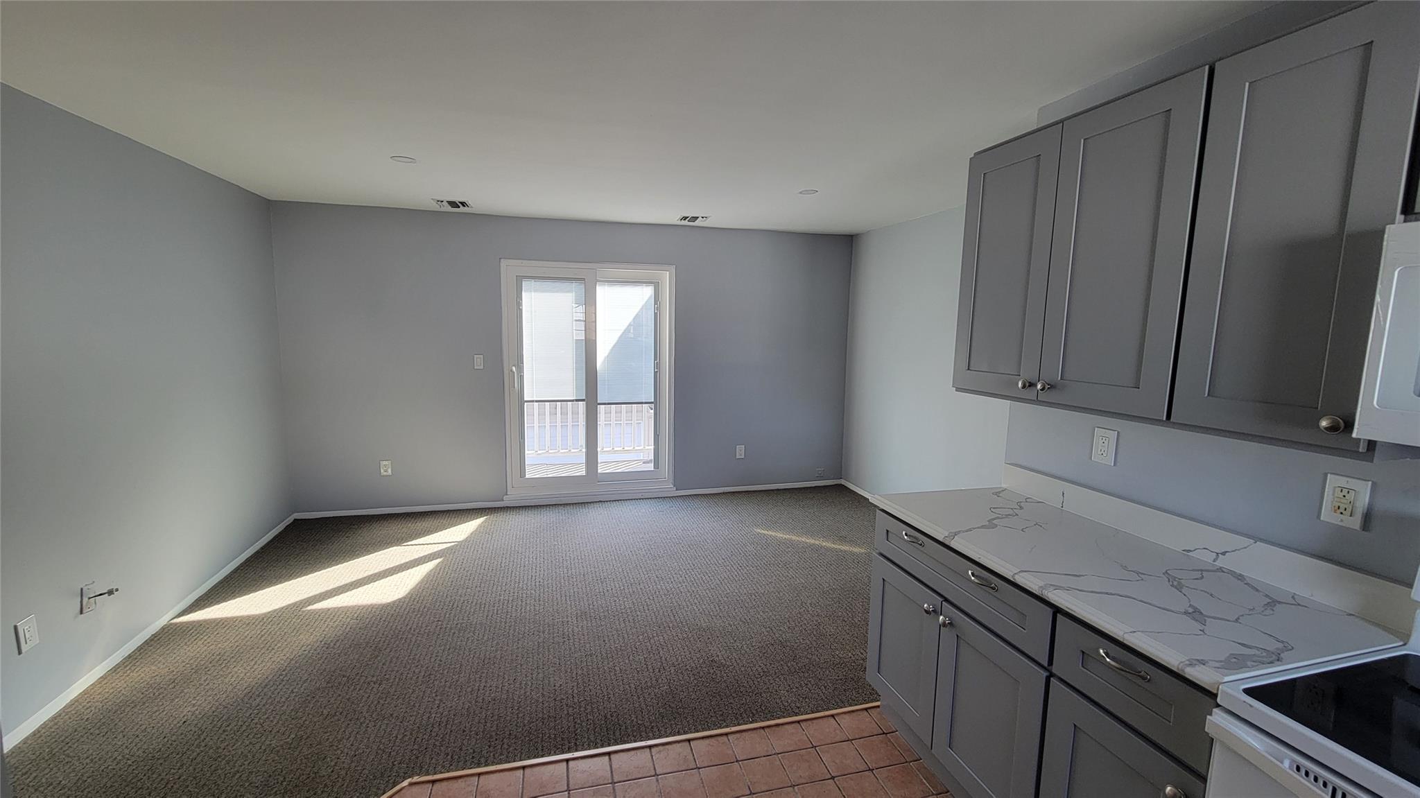 116 Westend Avenue # 6, Freeport, NY 11520