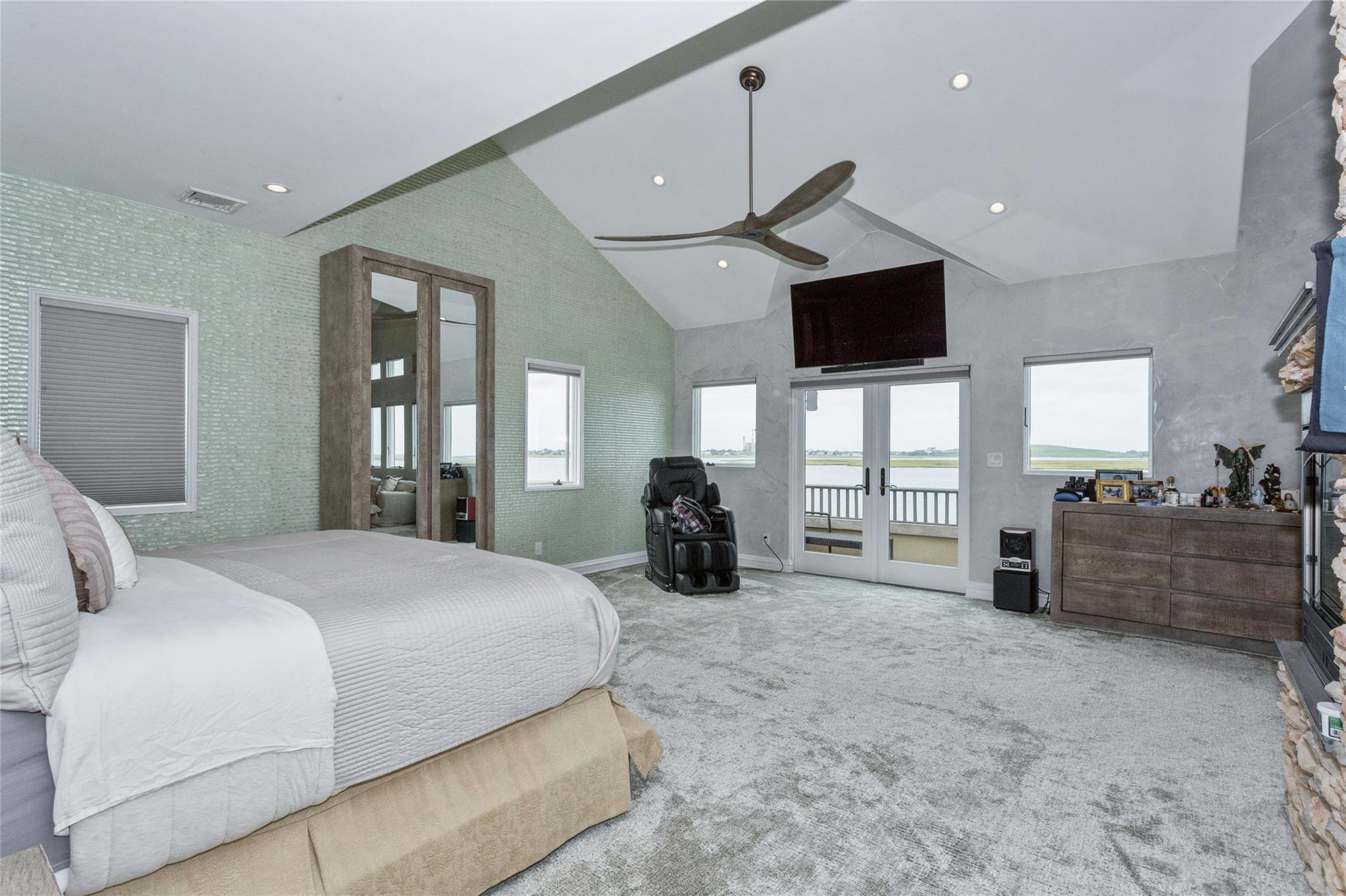 319 Harbor Drive, Lido Beach, NY 11561