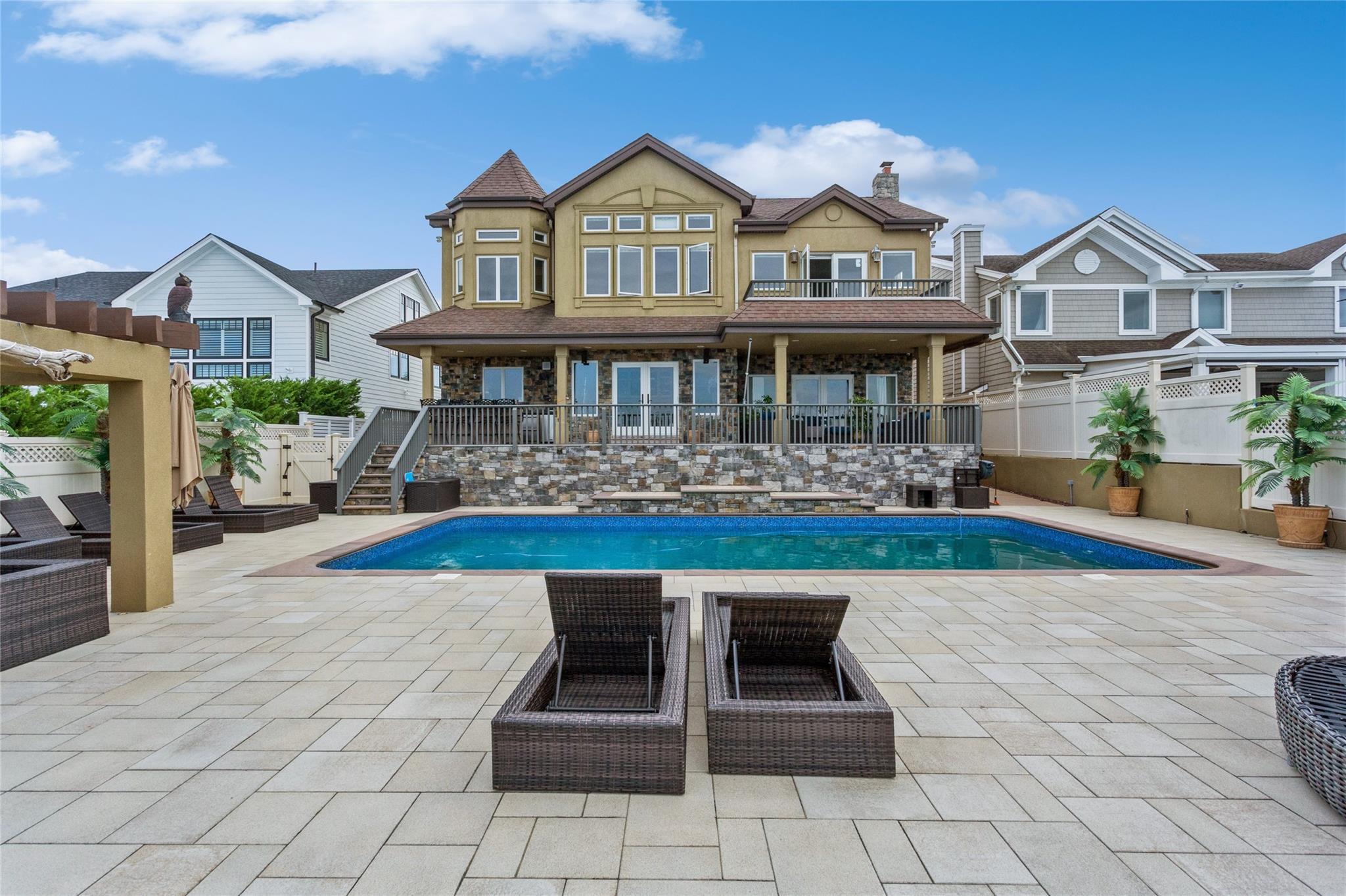 319 Harbor Drive, Lido Beach, NY 11561