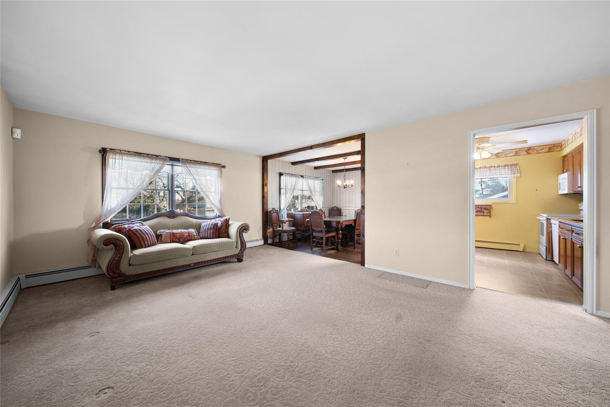 94 Amsterdam Avenue, West Babylon, NY 11704