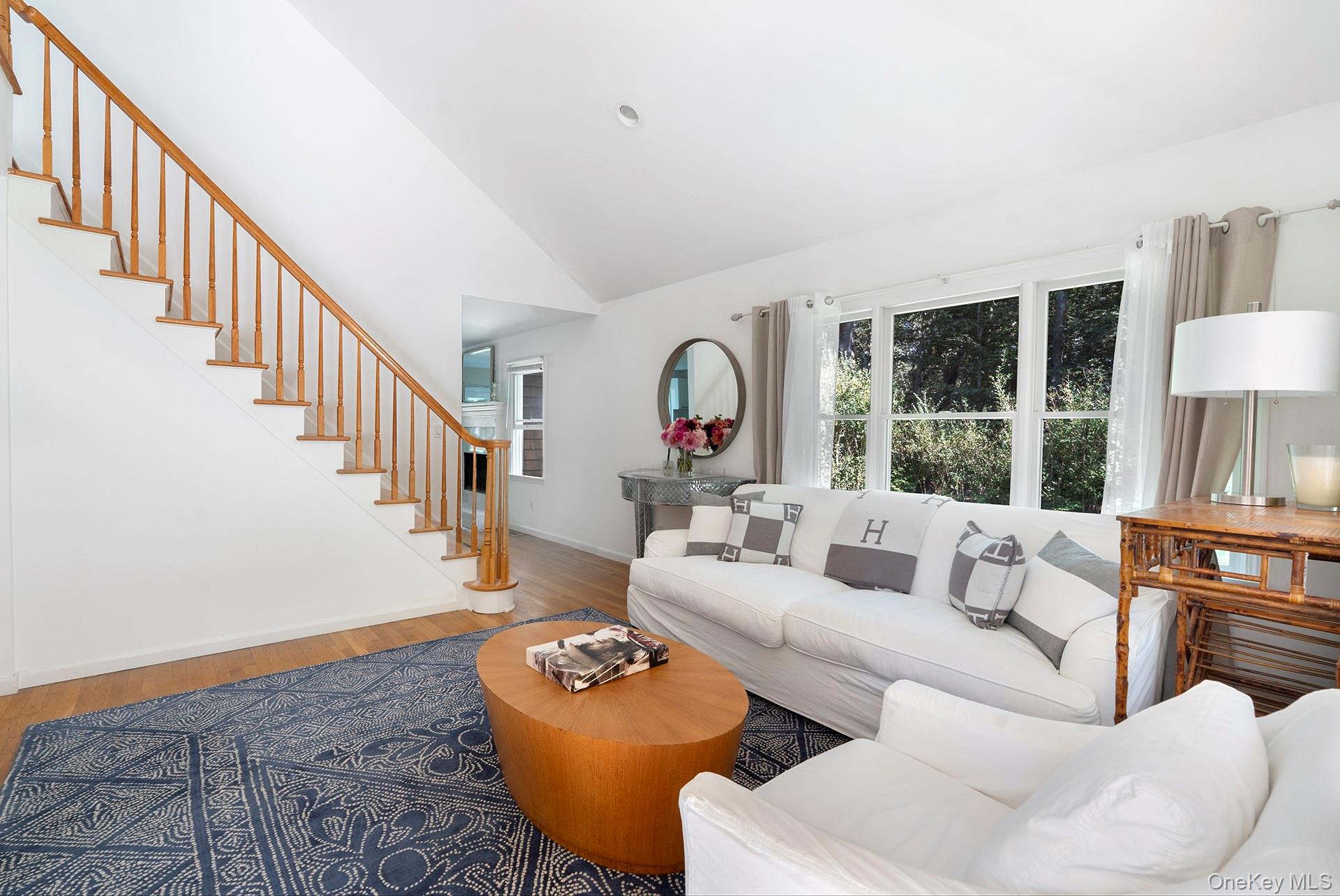 7 Wooded Oak Lane, East Hampton, NY 11937