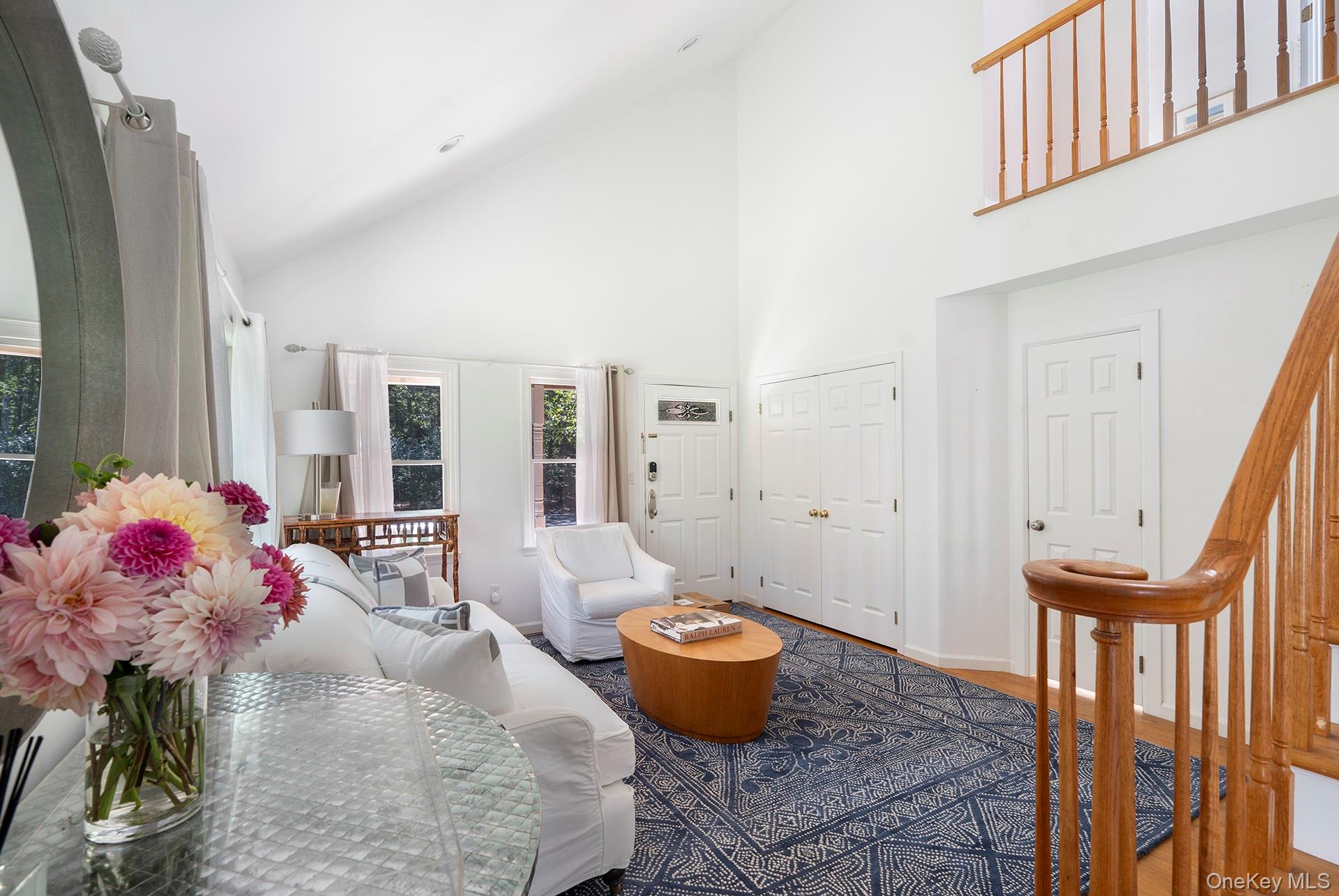 7 Wooded Oak Lane, East Hampton, NY 11937