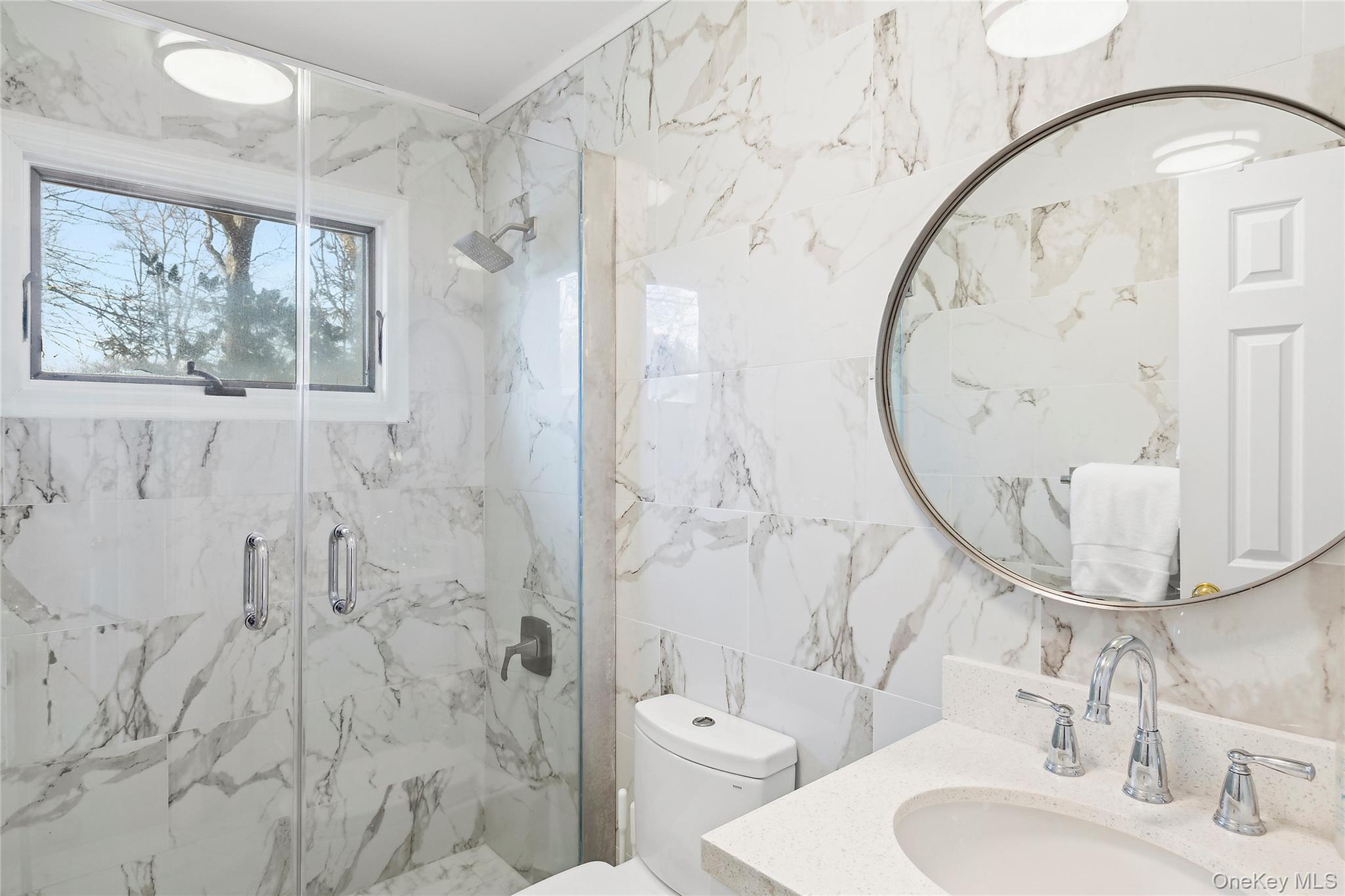 7 Wooded Oak Lane, East Hampton, NY 11937