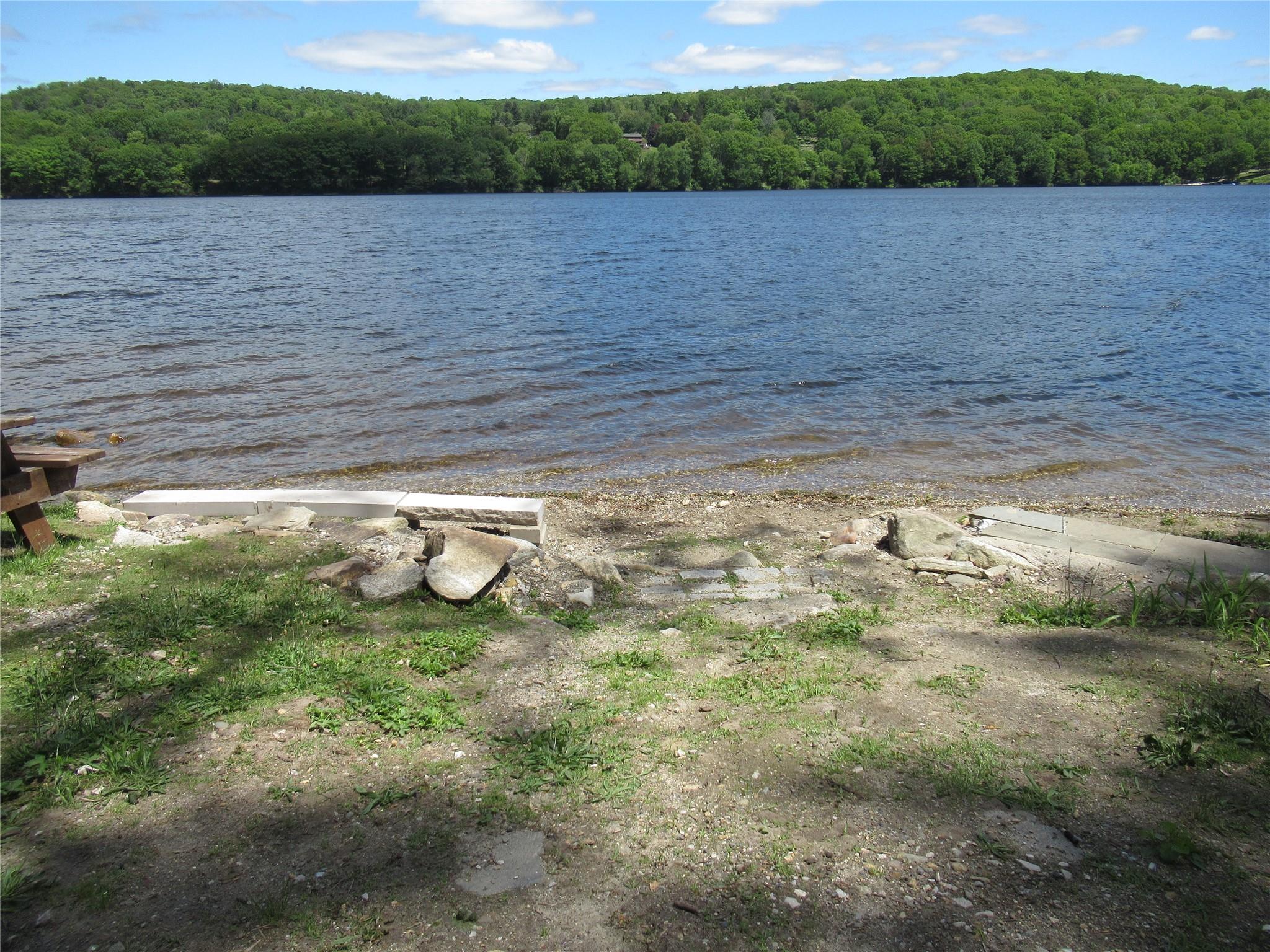 49 Lakeview Drive, Holmes, NY 12531