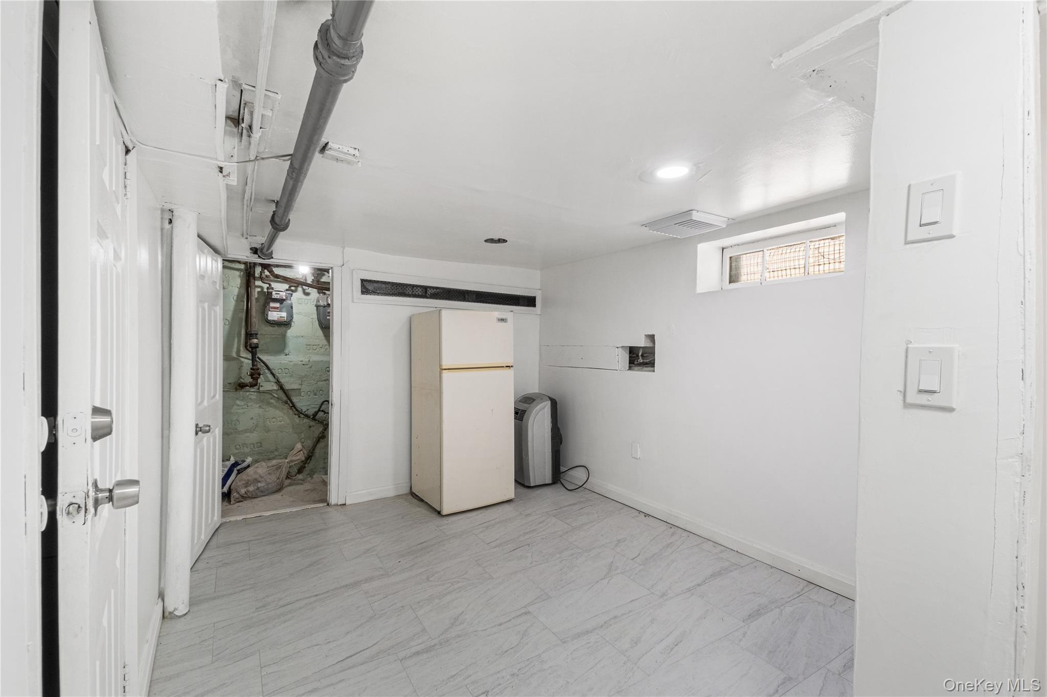 214-10 113 Avenue, Queens Village, NY 11429