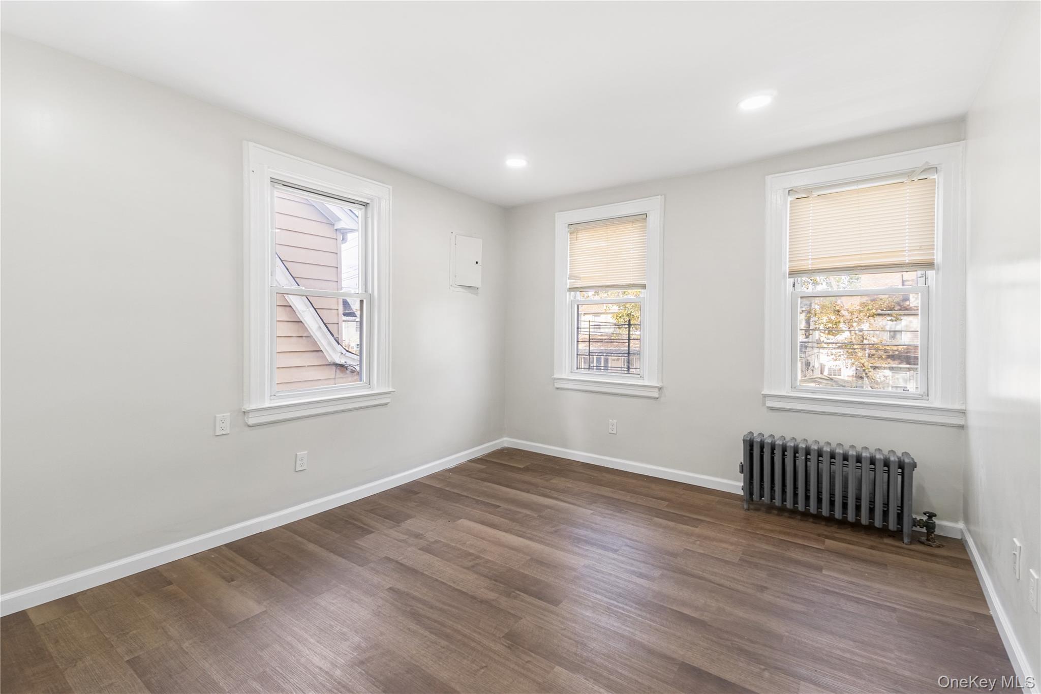 214-10 113 Avenue, Queens Village, NY 11429