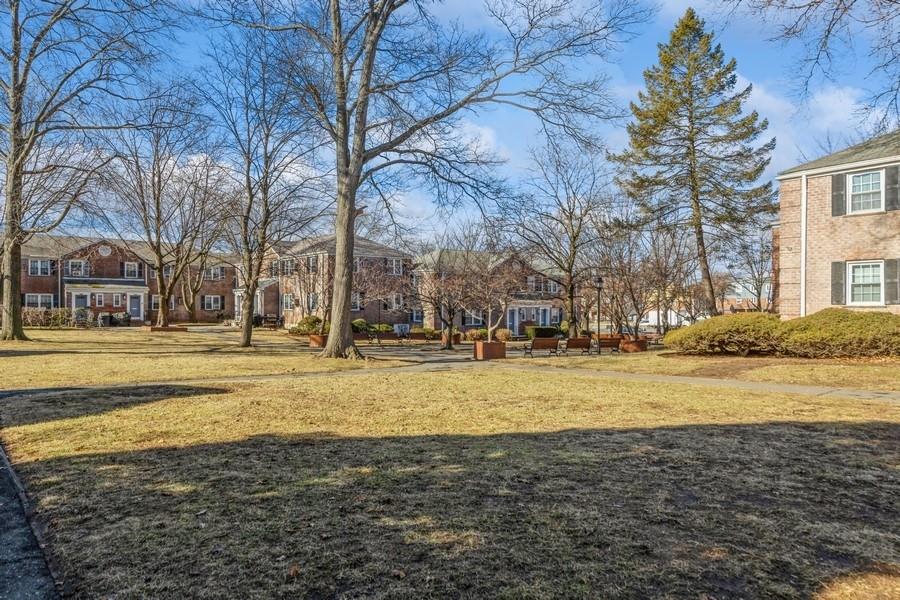 224-46 Horace Harding Expressway # 630, Oakland Gardens, NY 11364