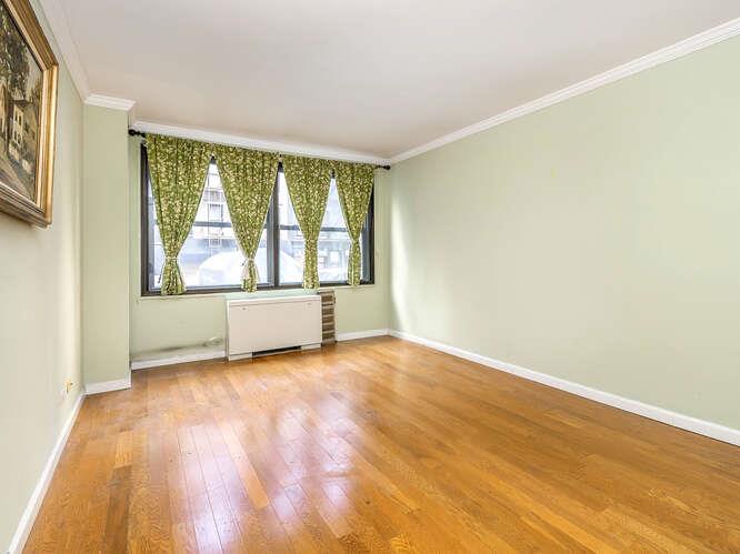 225 E 57th Street # 1L, New York (Manhattan), NY 10022