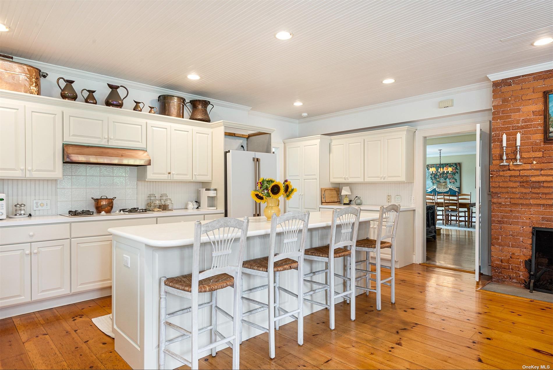 20 Beach Lane, Quogue, NY 11959