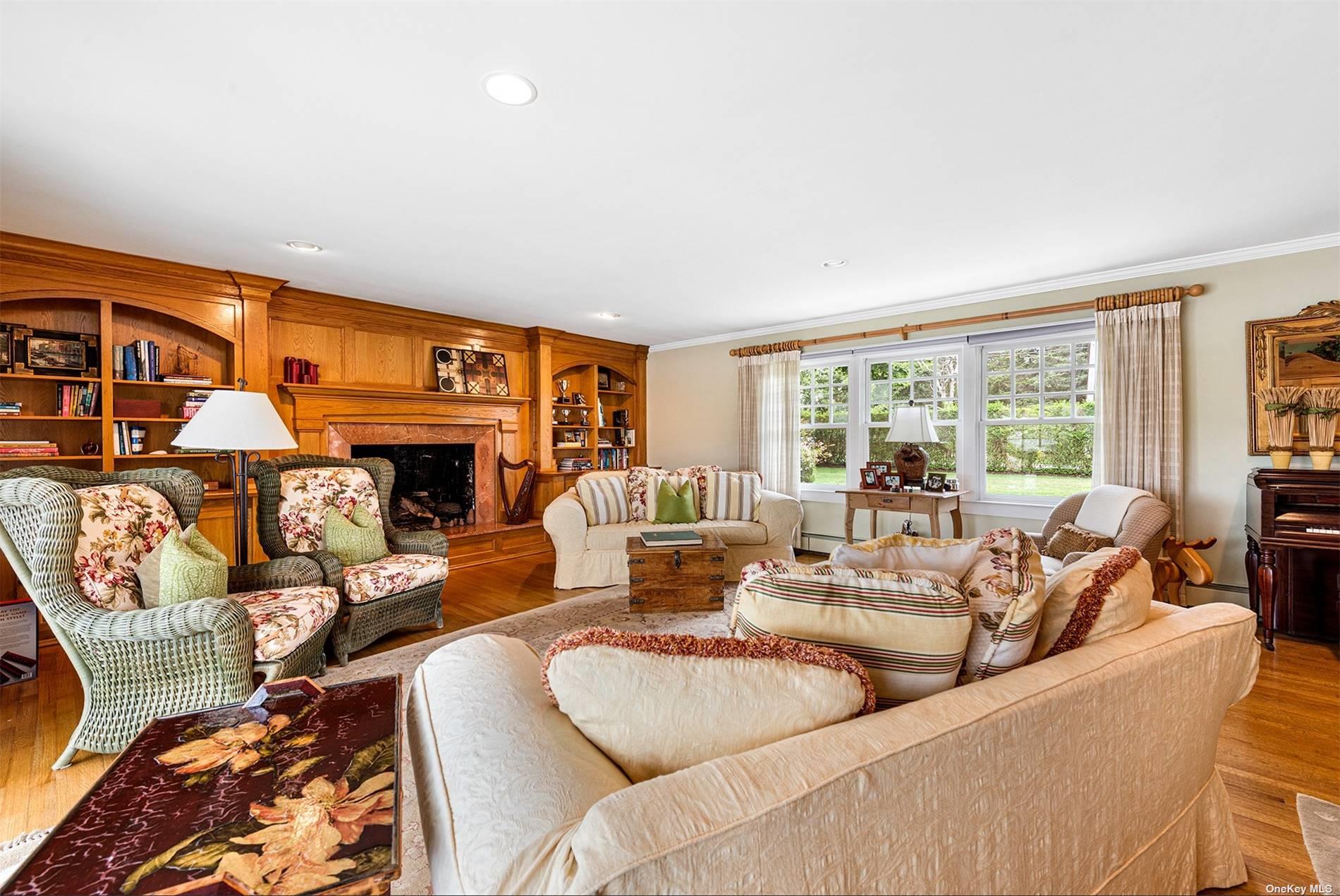 20 Beach Lane, Quogue, NY 11959