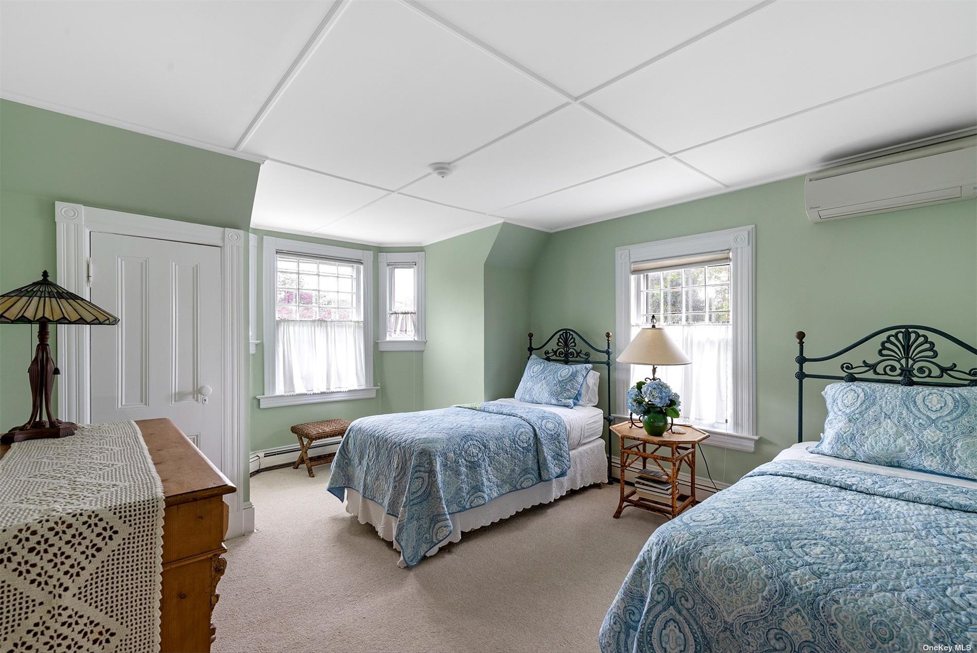 20 Beach Lane, Quogue, NY 11959