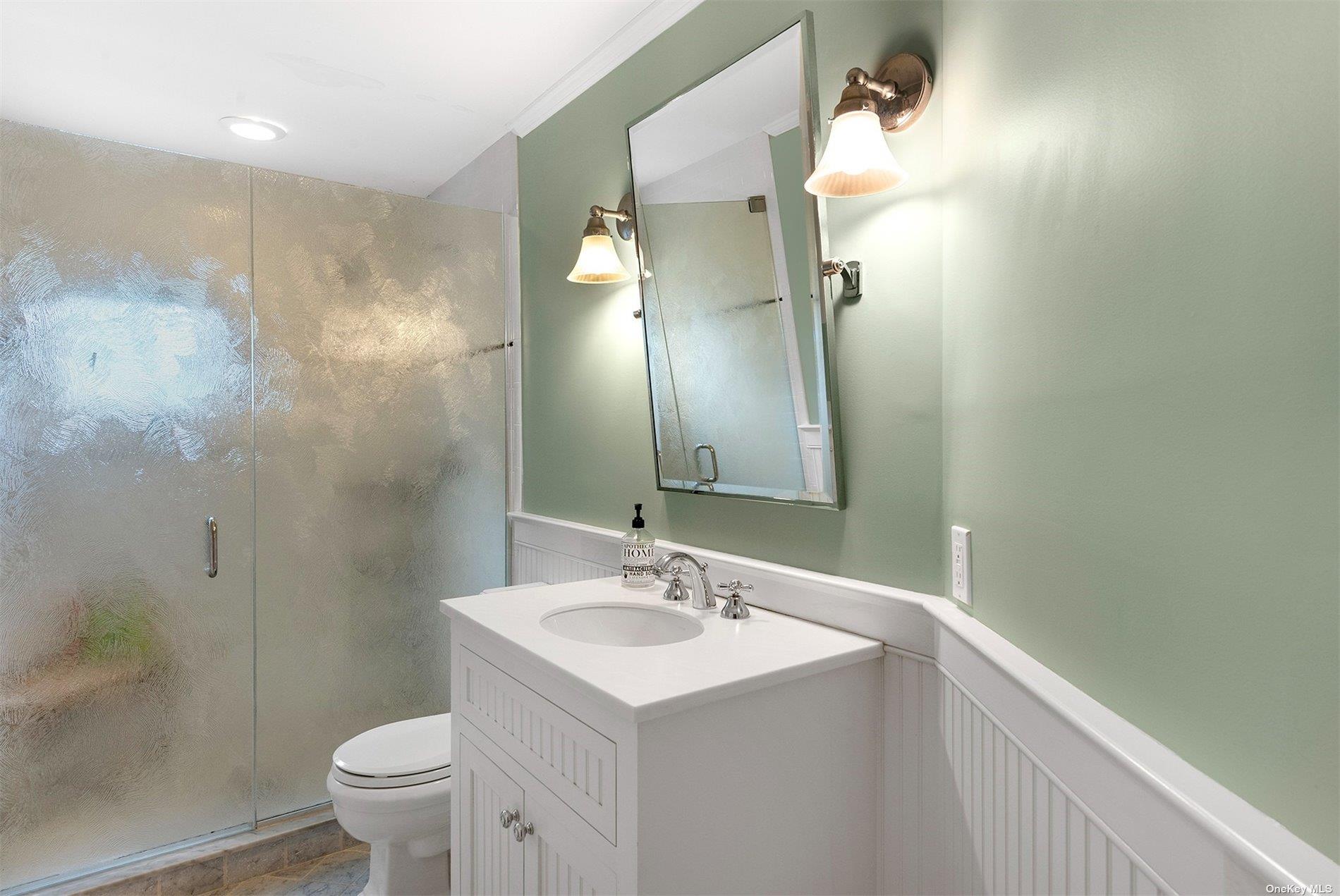 20 Beach Lane, Quogue, NY 11959