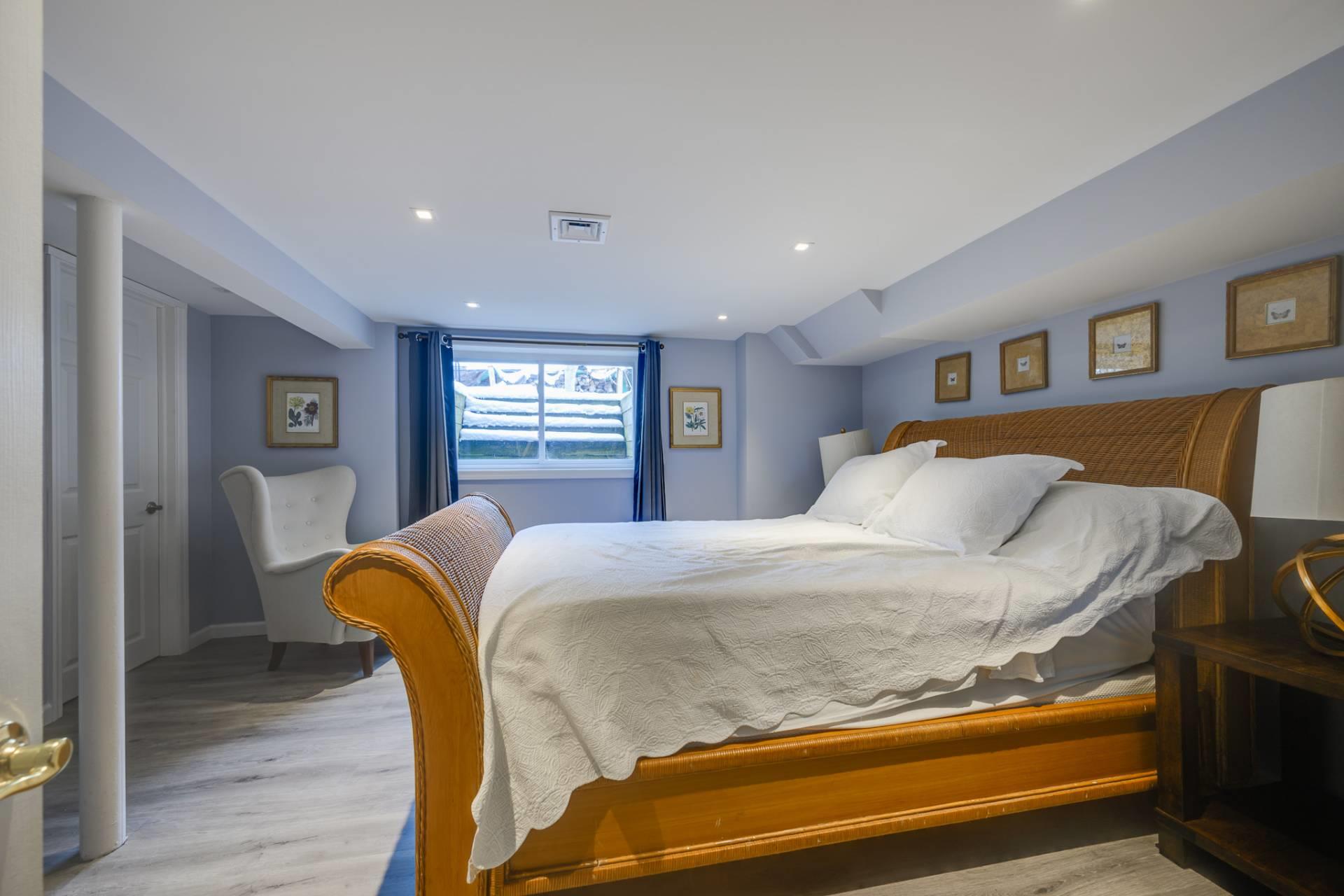 8 Atlantic Avenue, Hampton Bays, NY 11946